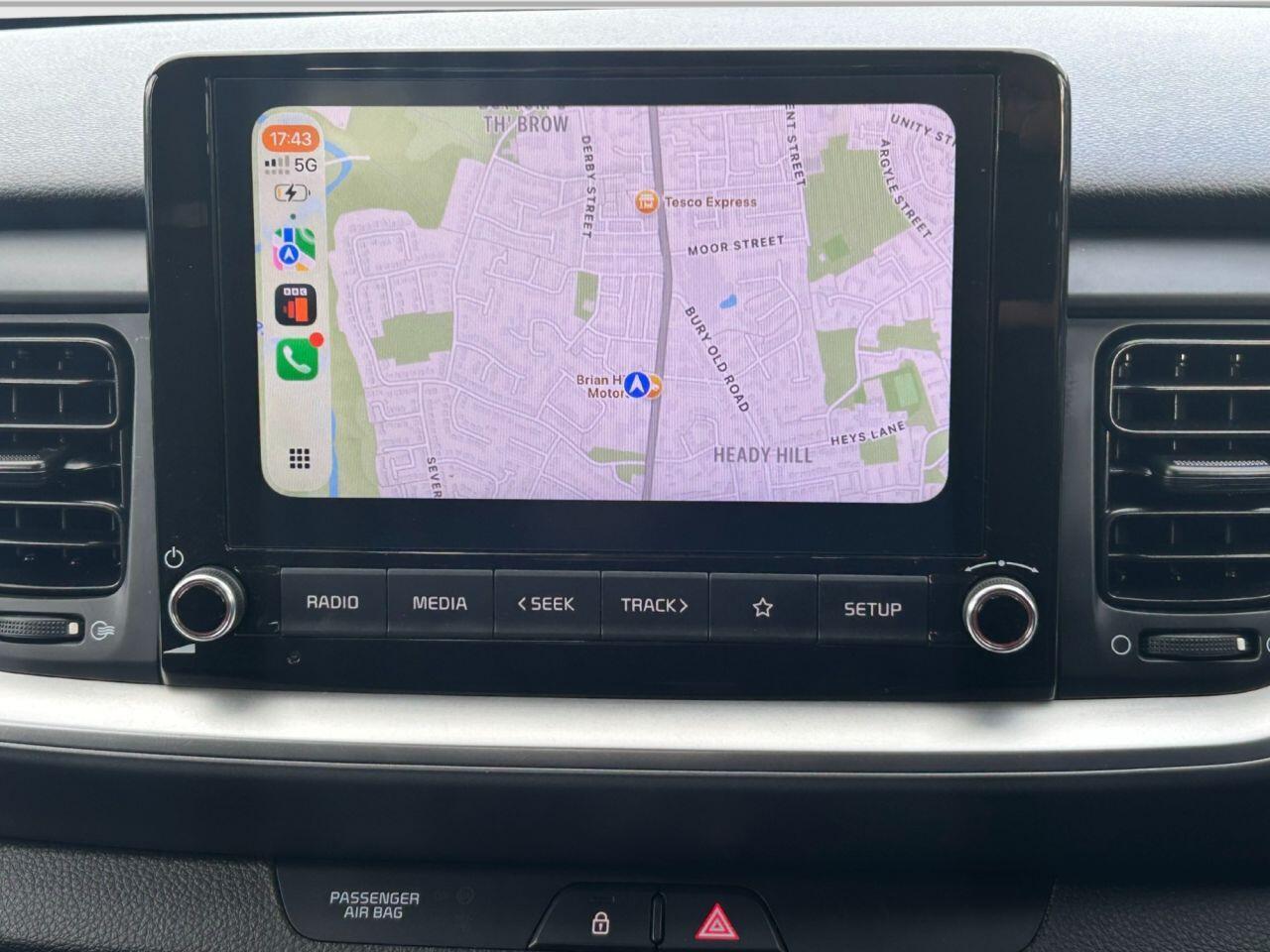 Kia Stonic - Image 27