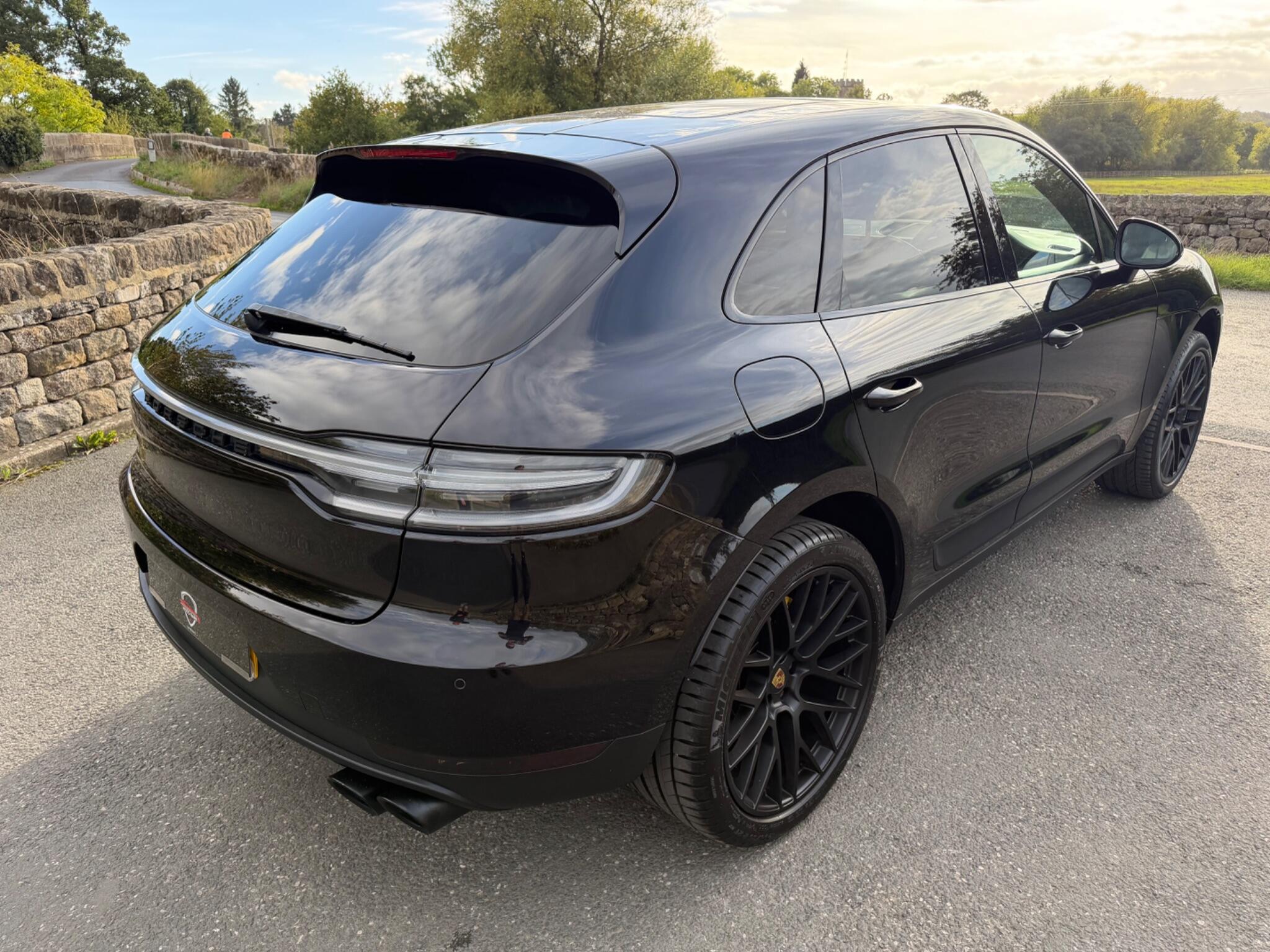 Porsche Macan - Image 7