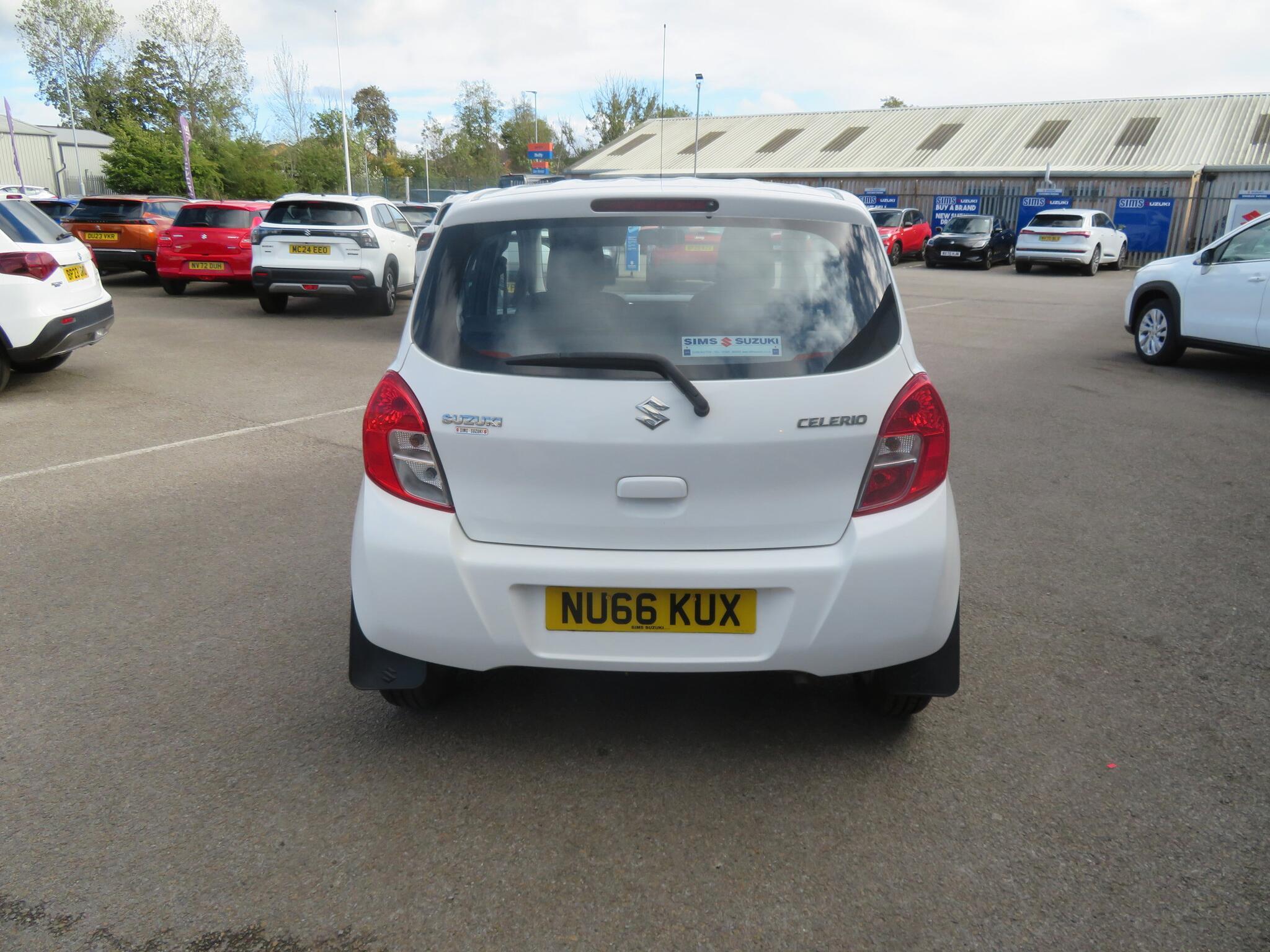 Suzuki Celerio - Image 10