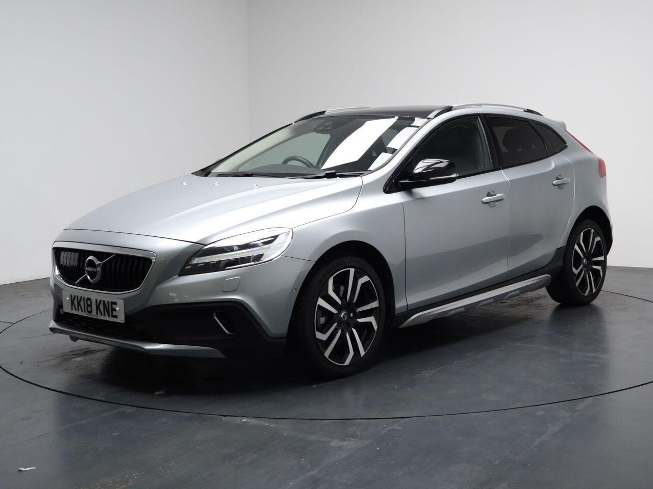 Volvo V40 CROSS COUNTRY - Image 6