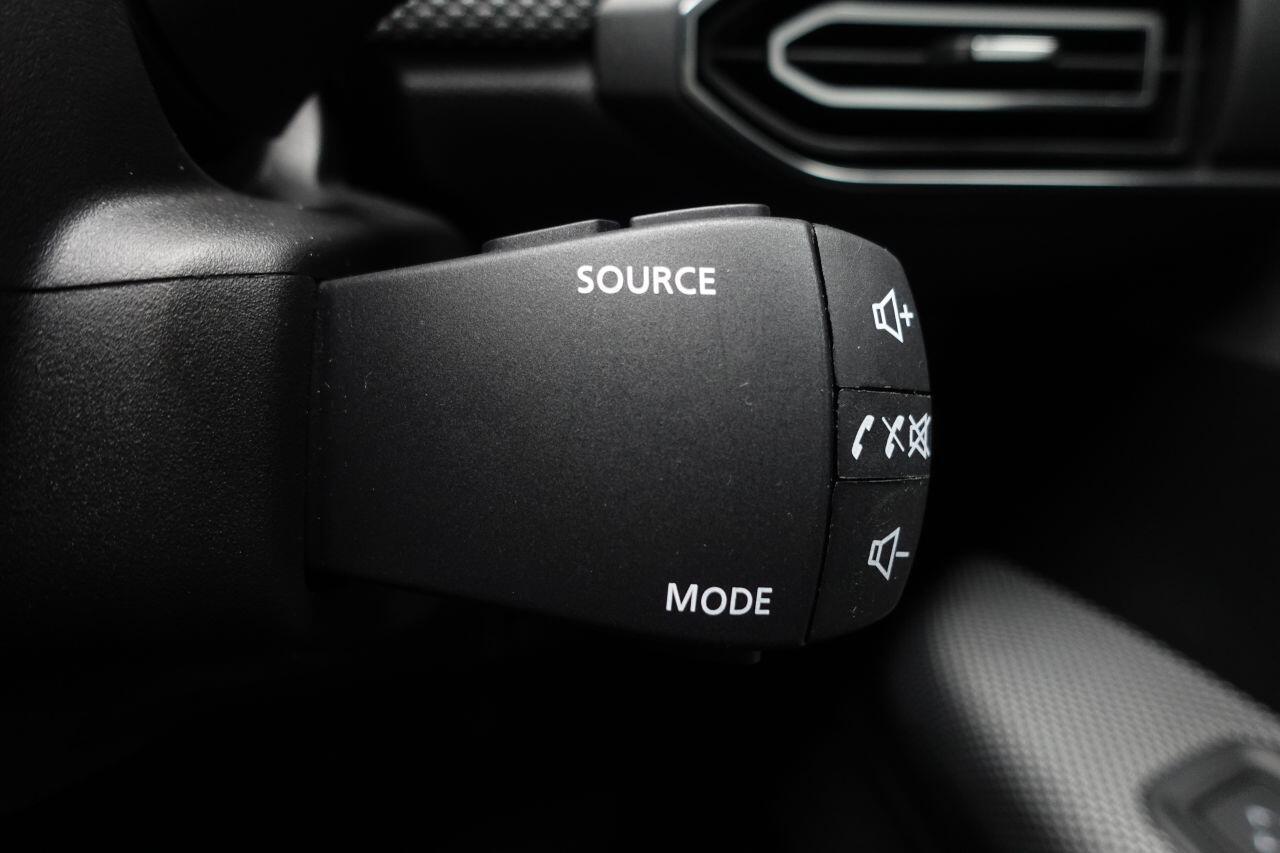 Dacia Sandero - Image 38