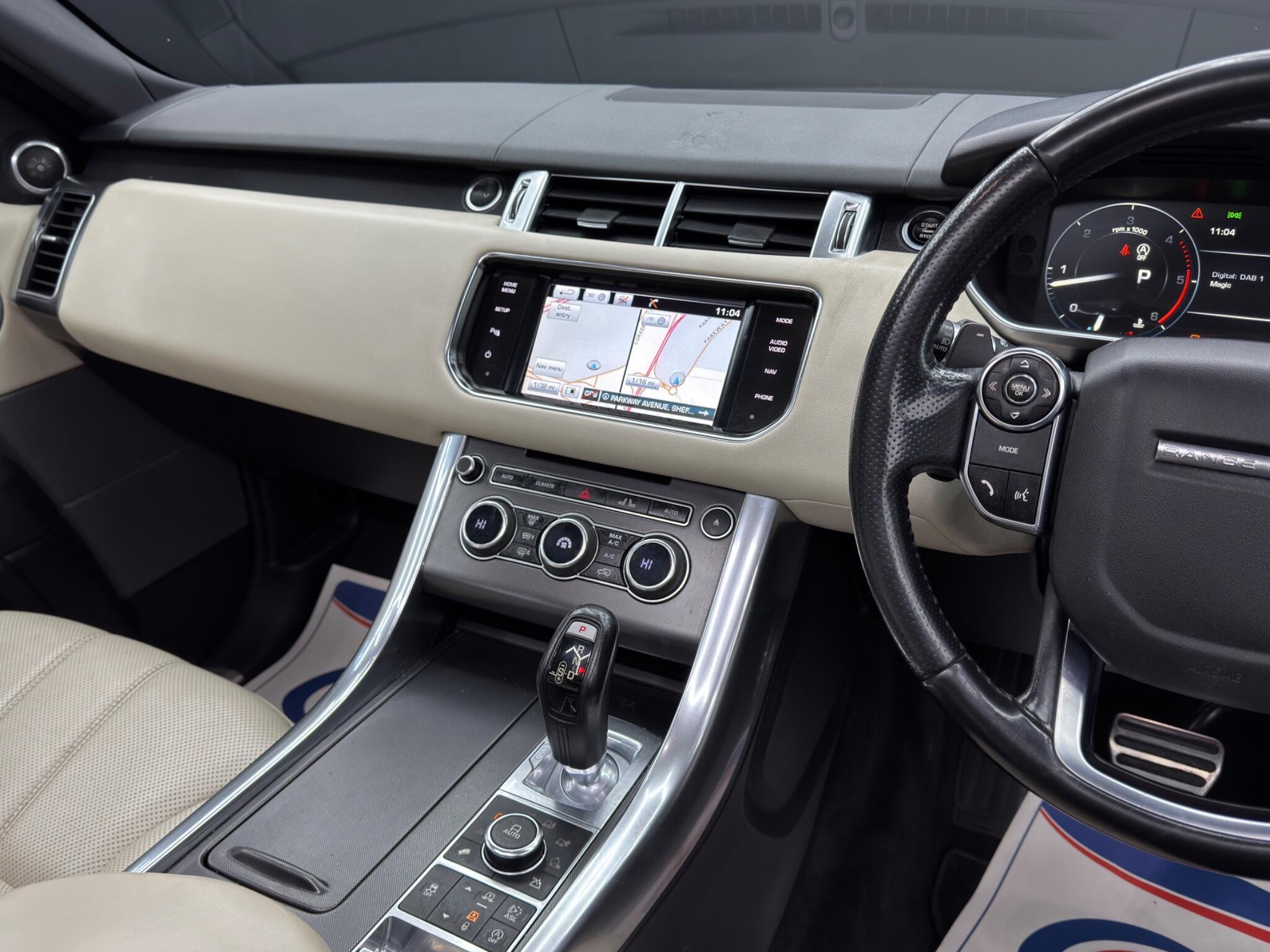 Land Rover RANGE ROVER SPORT - Image 23