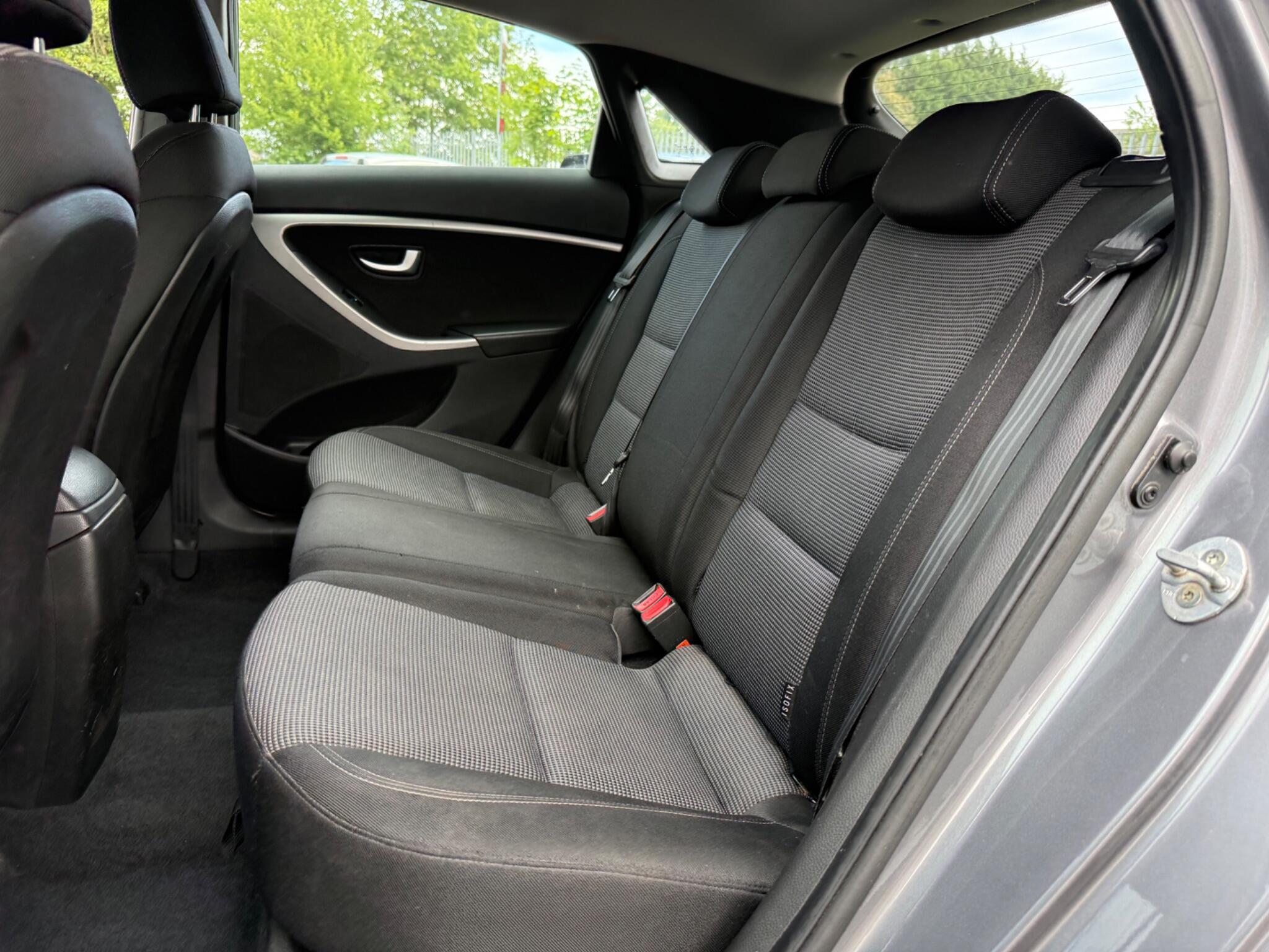 Hyundai i30 - Image 15