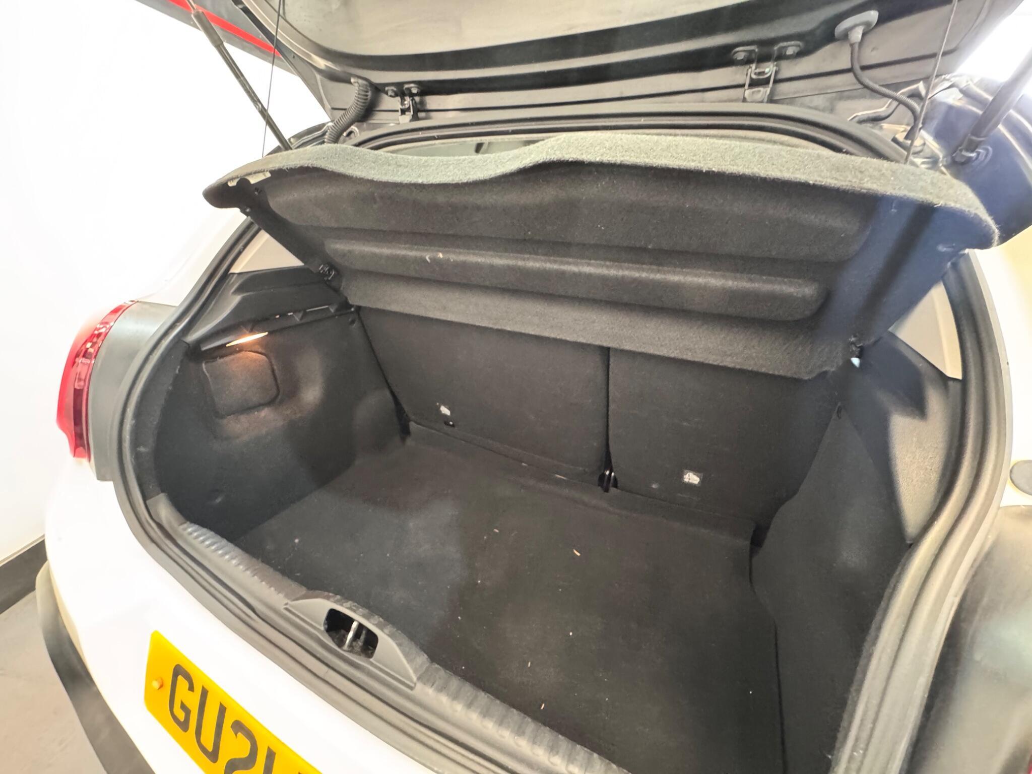 Citroen C3 - Image 6