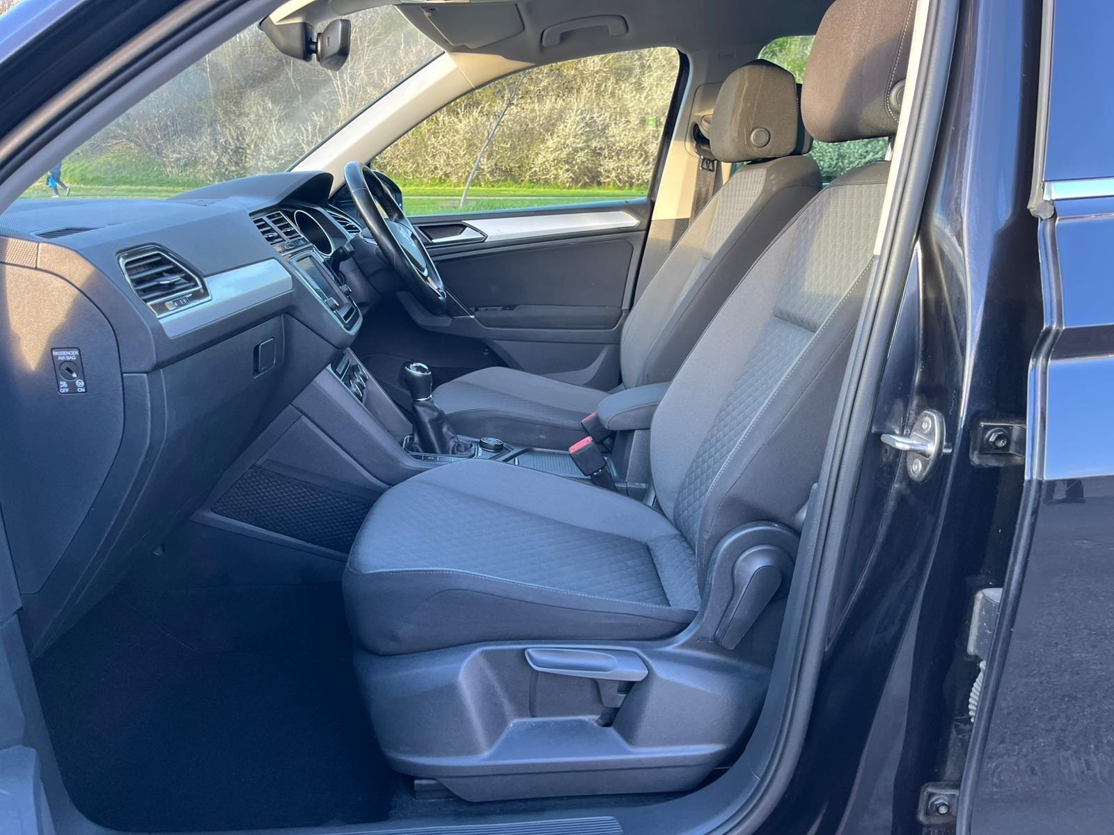 Volkswagen Tiguan - Image 7