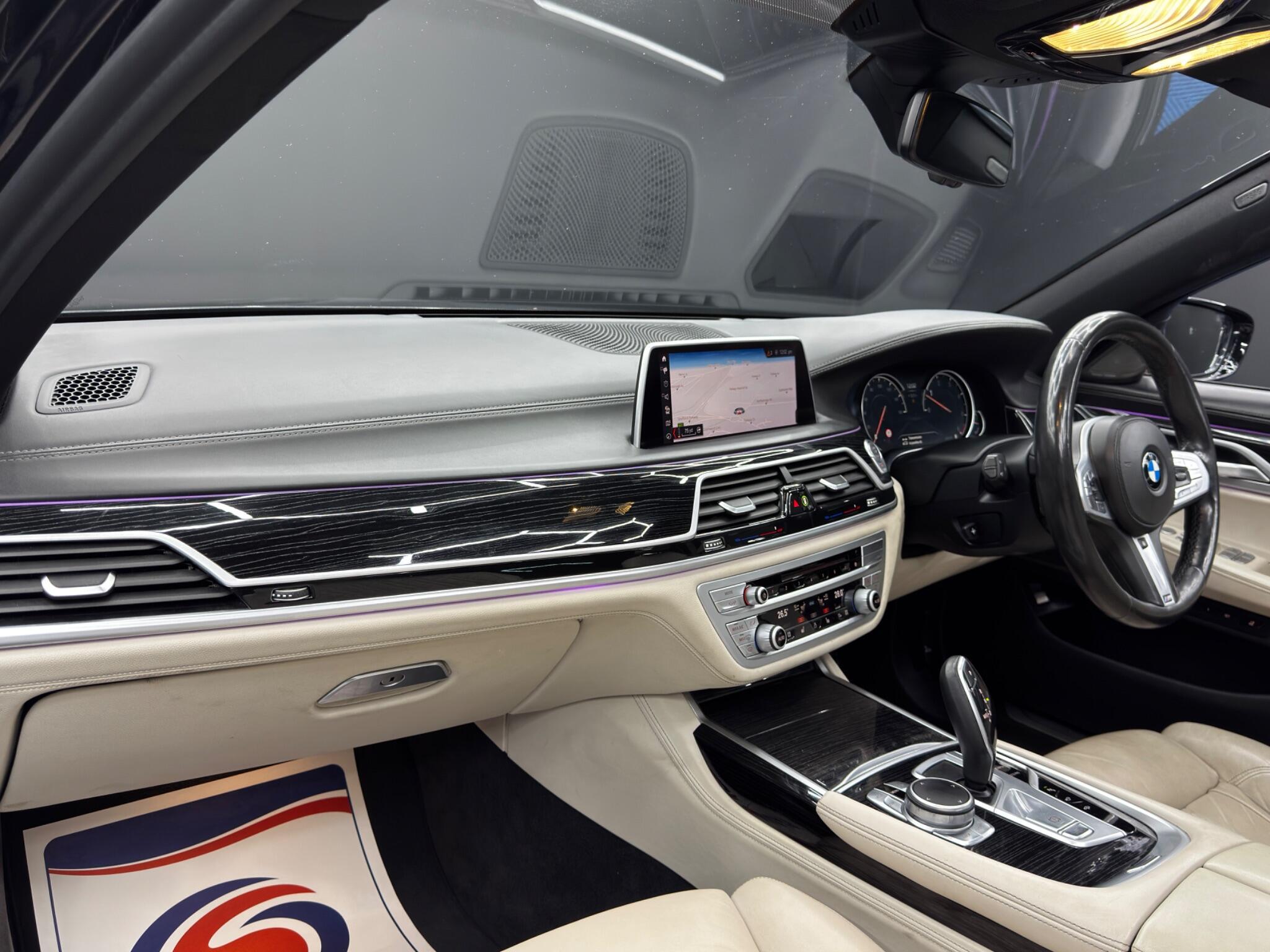 BMW 7 Series - Image 12