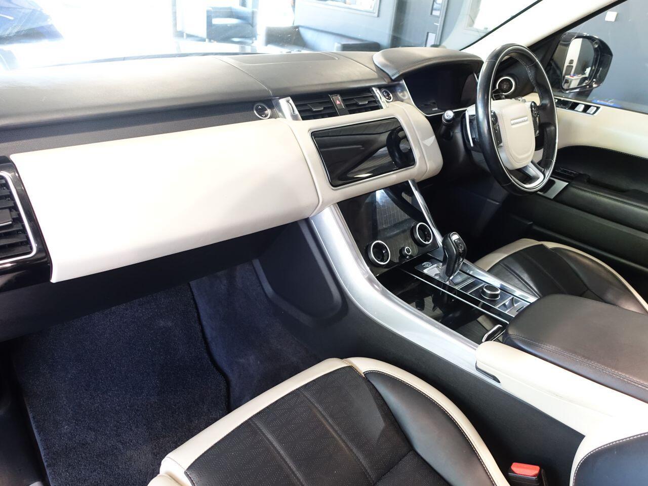 Land Rover RANGE ROVER SPORT - Image 17