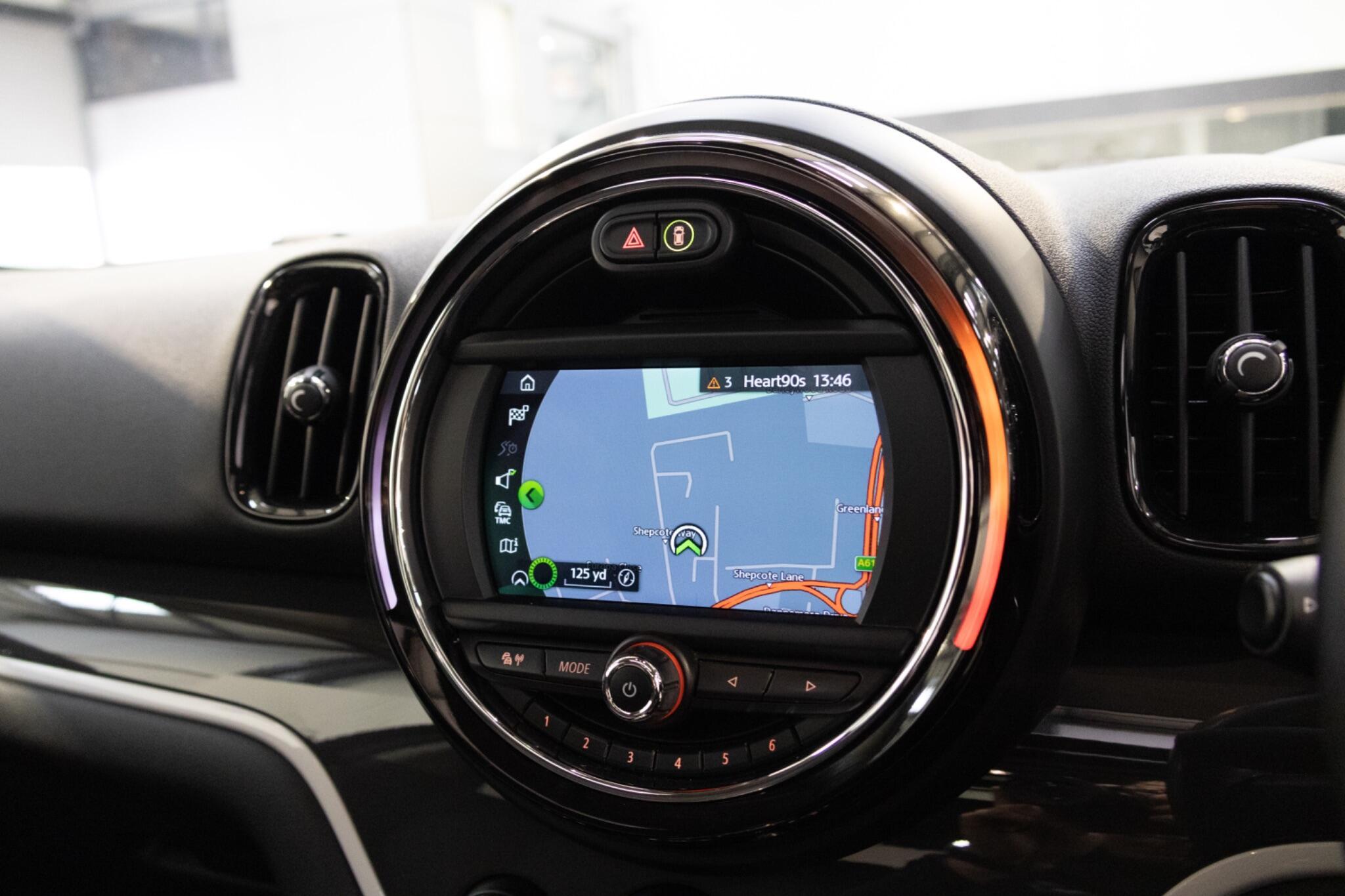 MINI Countryman - Image 16