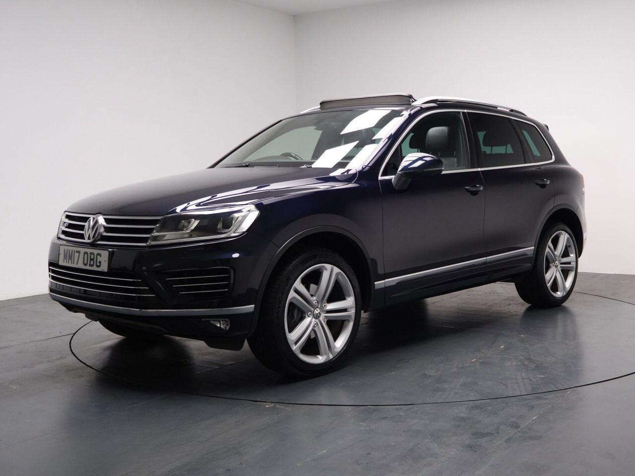 Volkswagen Touareg - Image 13