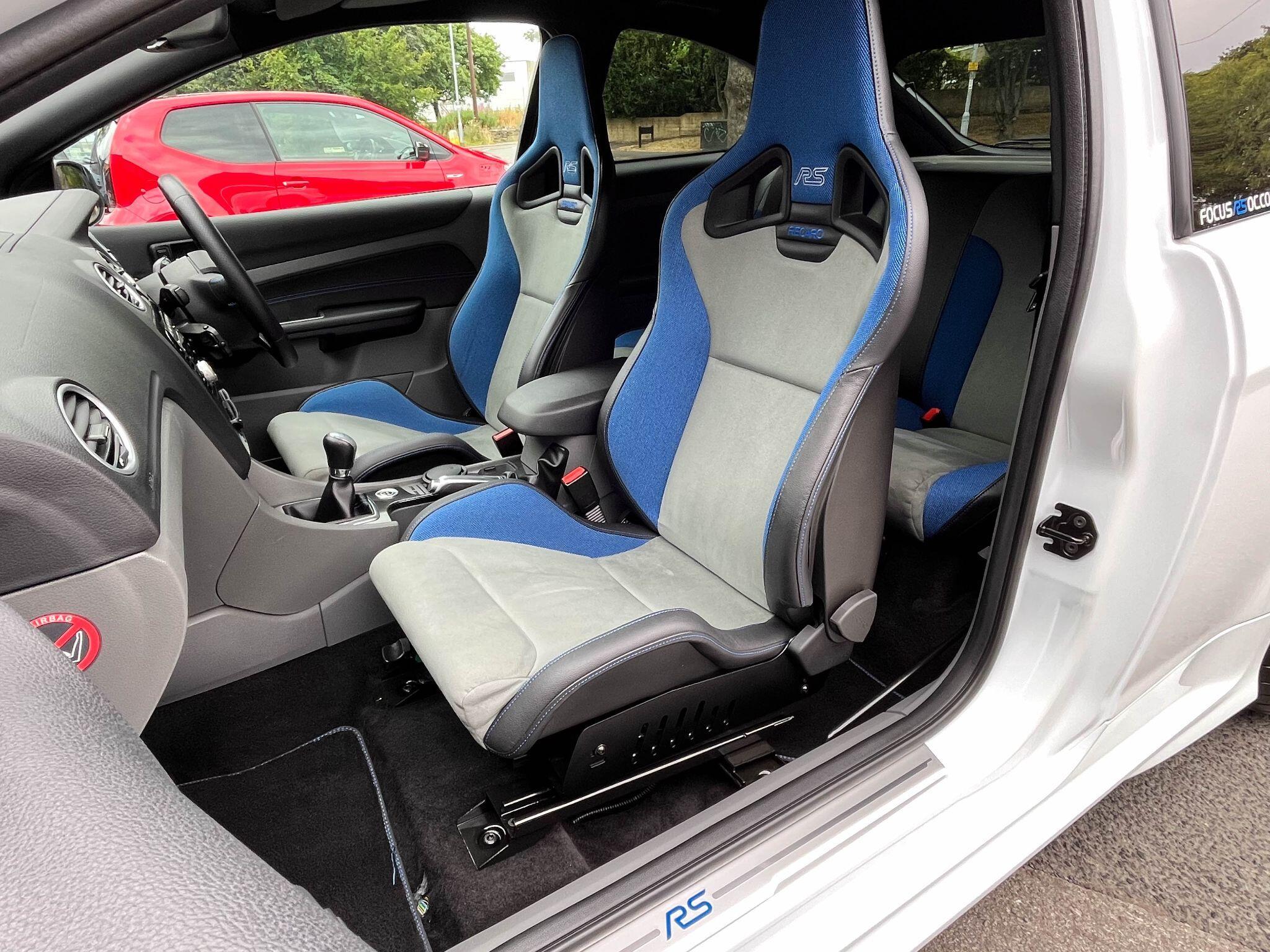 Ford Focus - Image 8