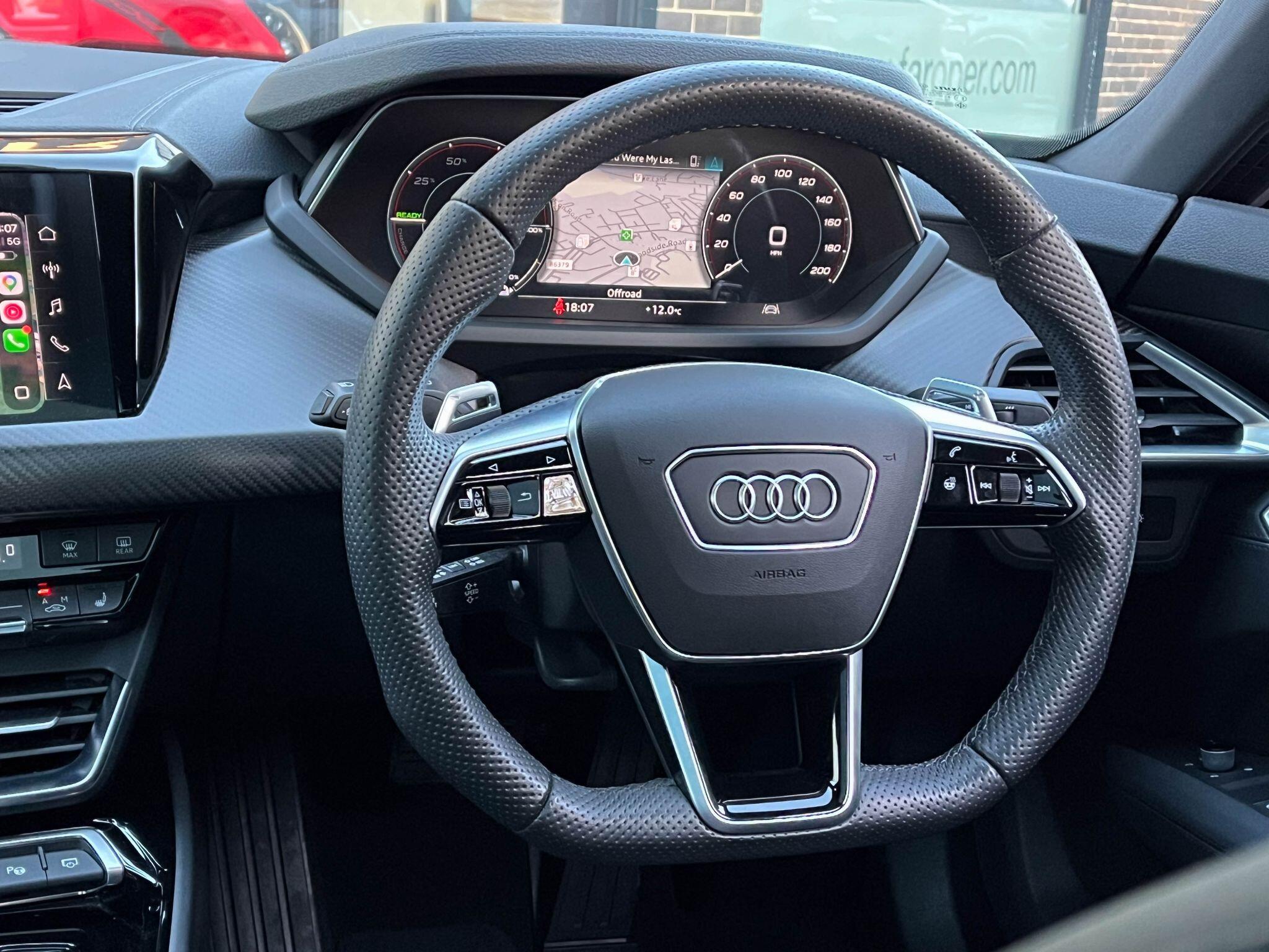 Audi E-Tron GT - Image 17