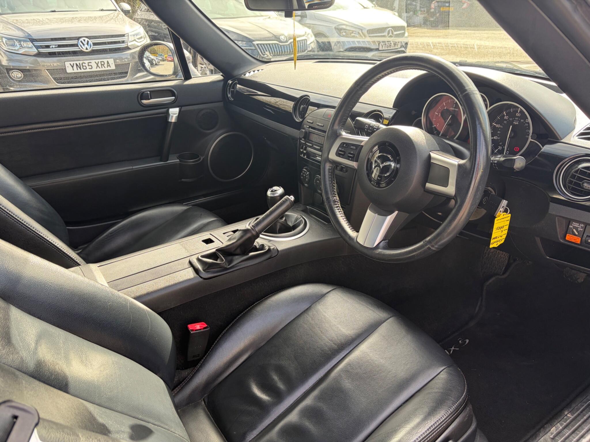 Mazda MX-5 - Image 14