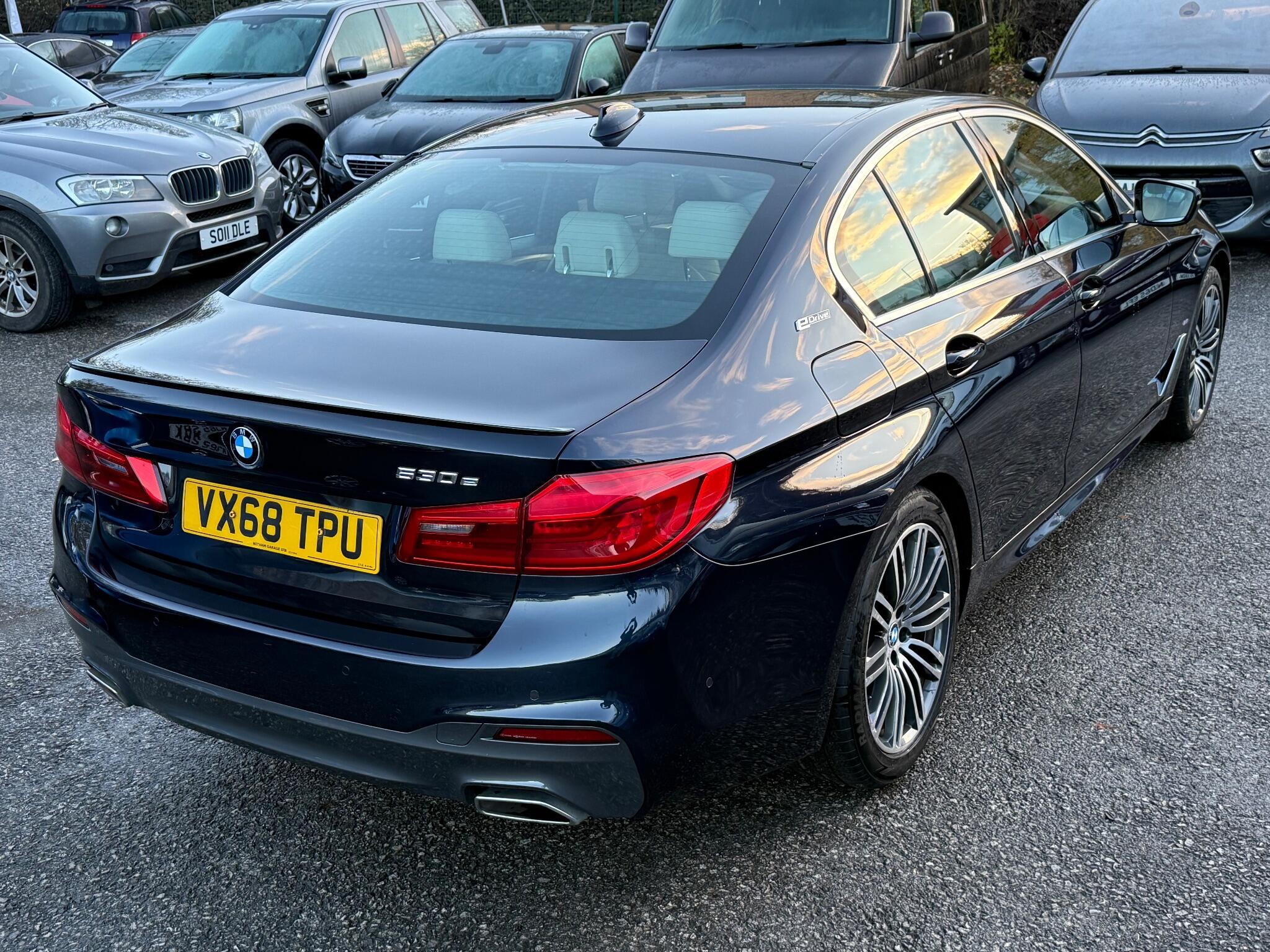 BMW 5 Series - Image 14