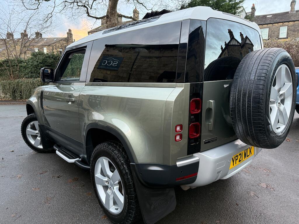 Land Rover Defender 90 - Image 7