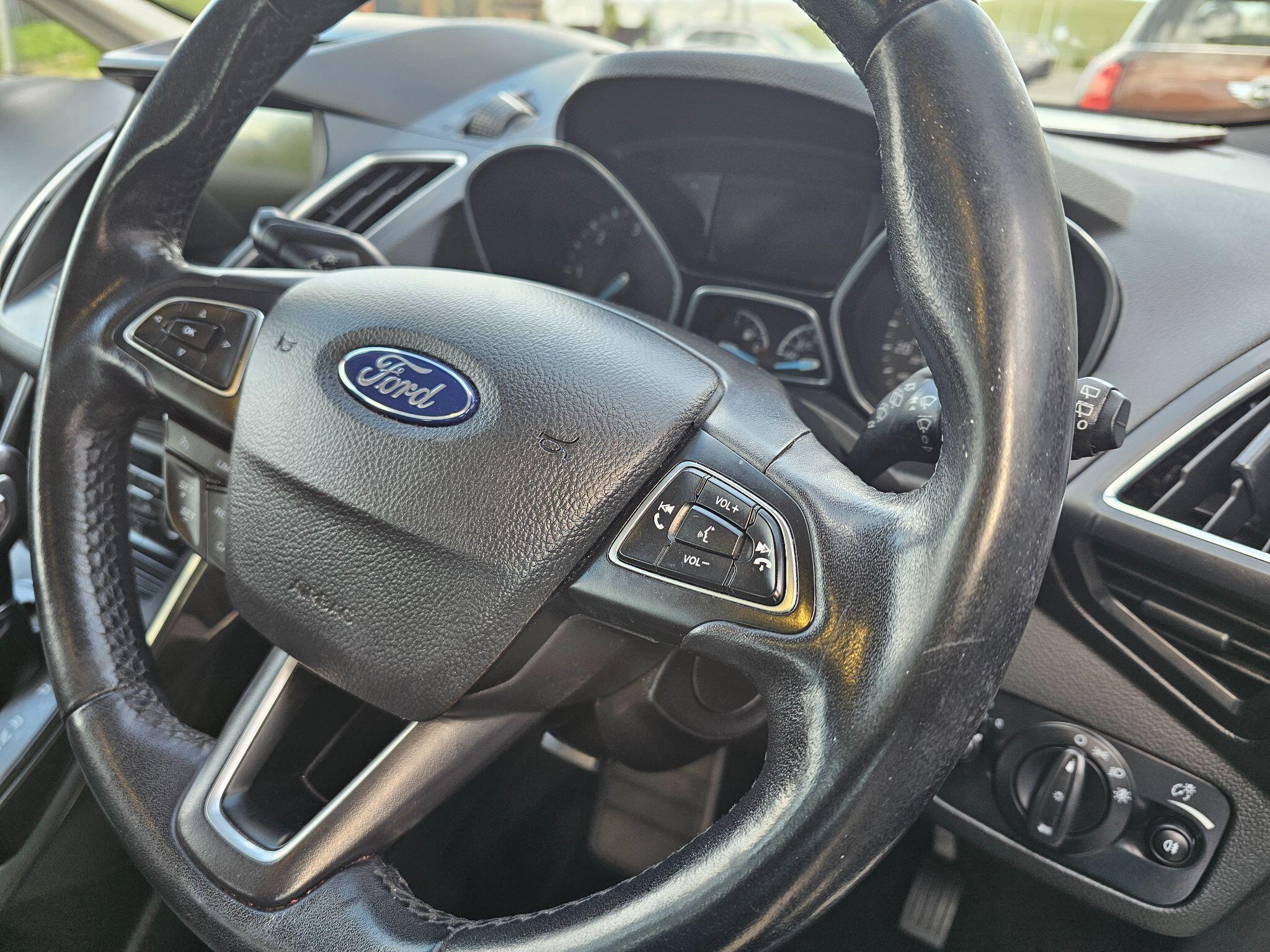 Ford C-MAX - Image 36