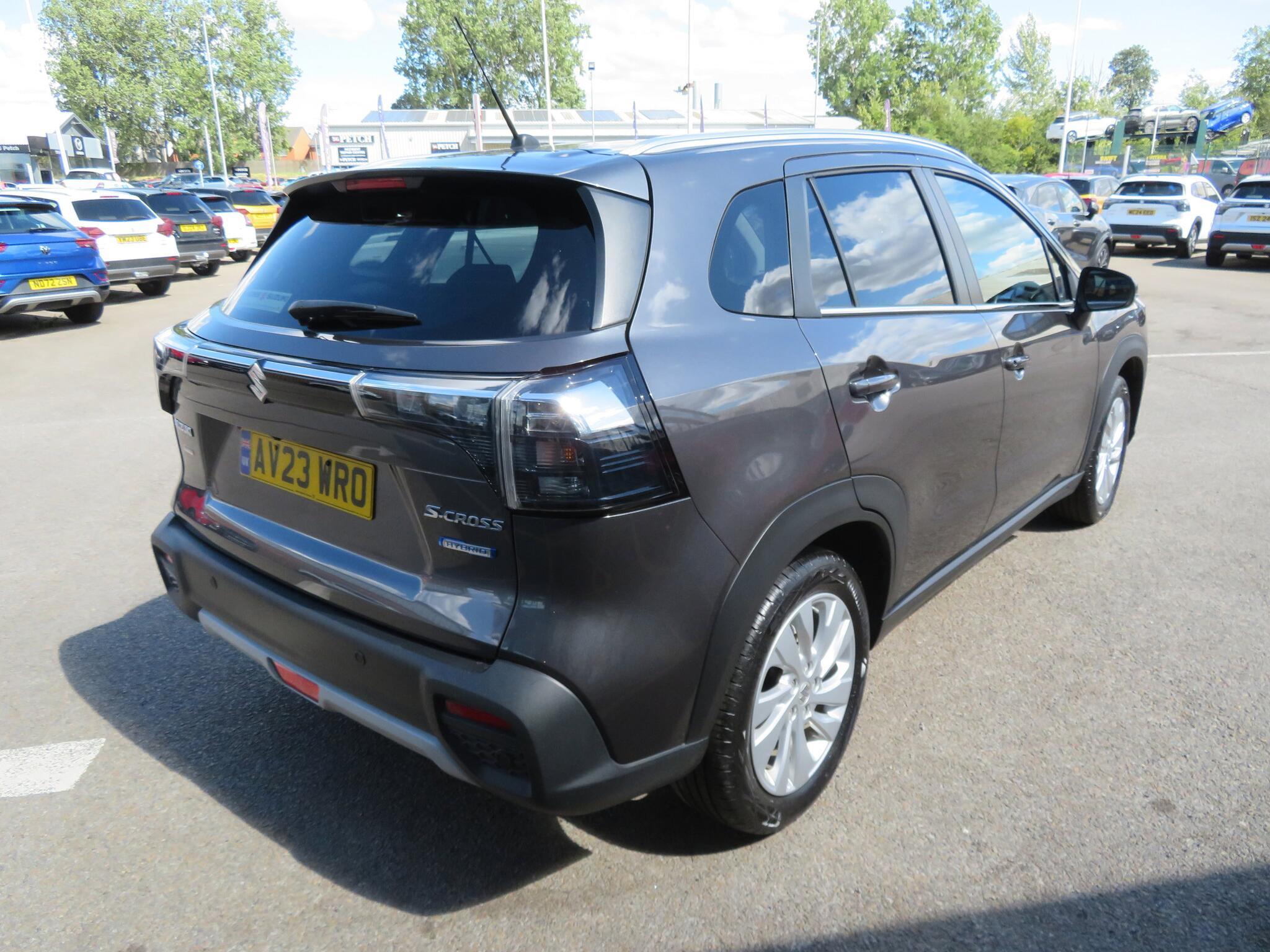 Suzuki S-Cross - Image 8