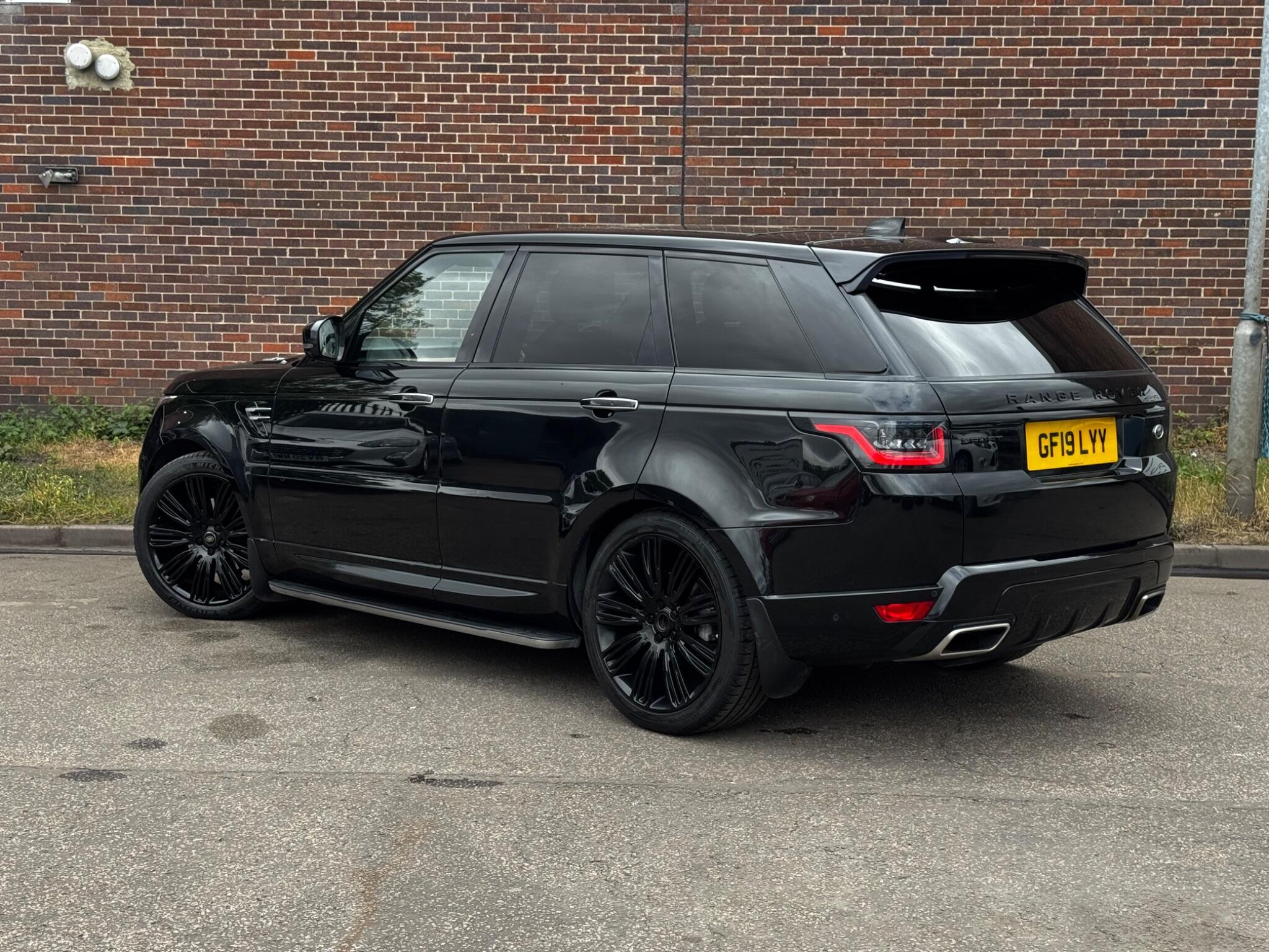 Land Rover RANGE ROVER SPORT - Image 12