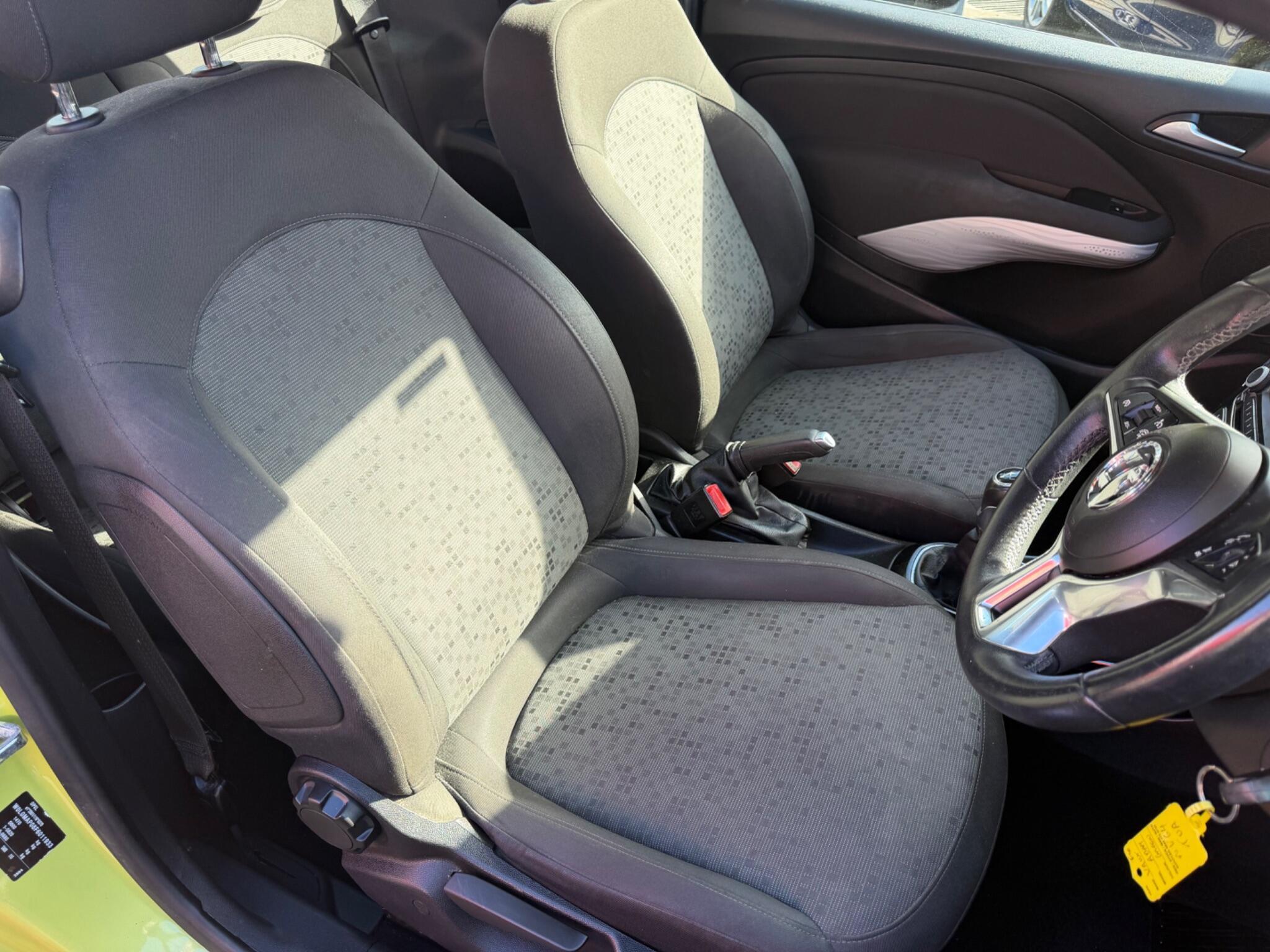 Vauxhall ADAM - Image 7