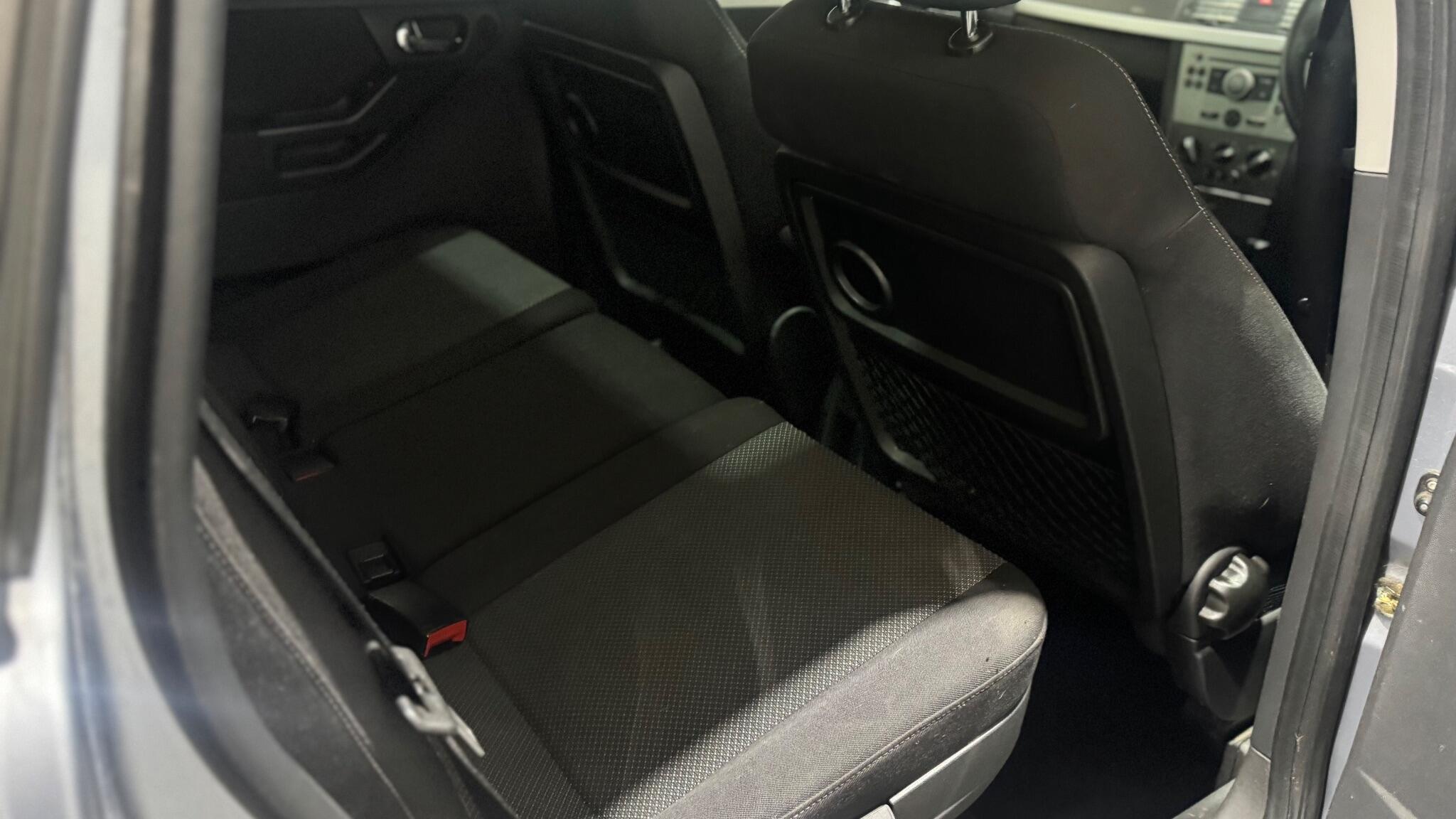 Vauxhall Meriva - Image 37