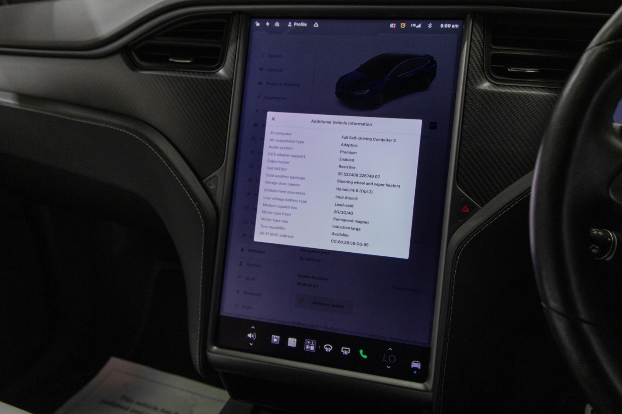Tesla Model X - Image 18