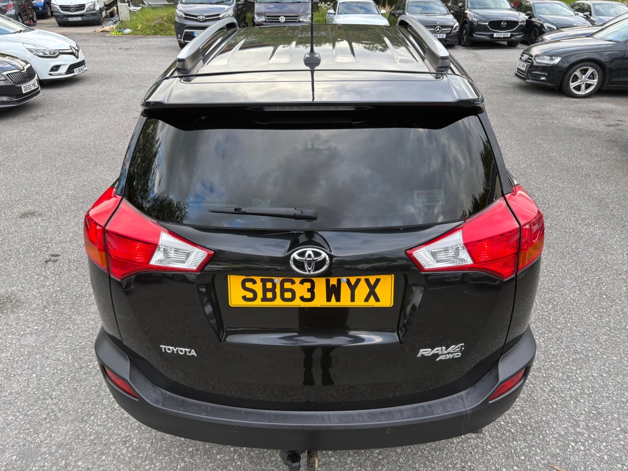 Toyota RAV4 - Image 18
