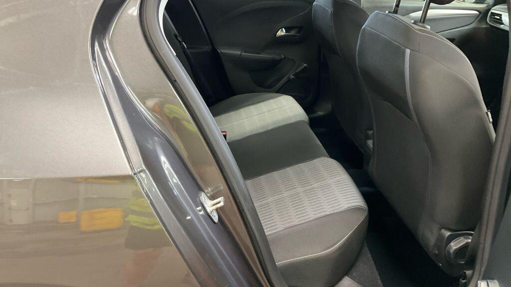 Vauxhall Corsa - Image 3