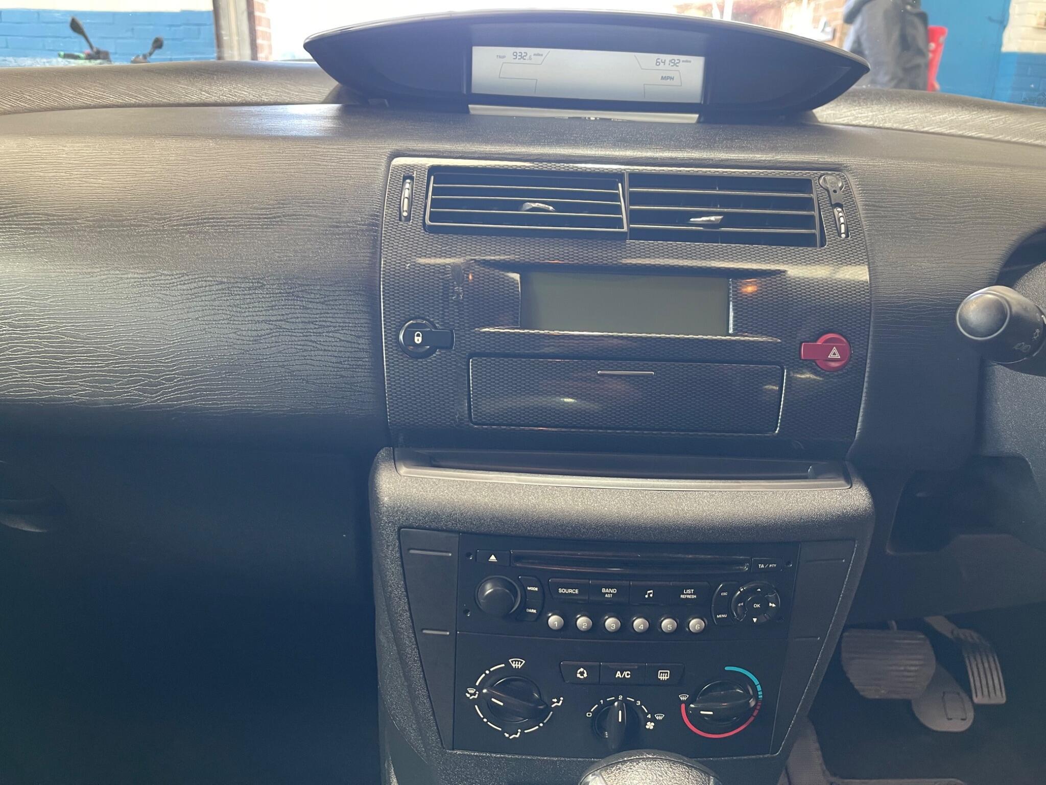 Citroen C4 - Image 13