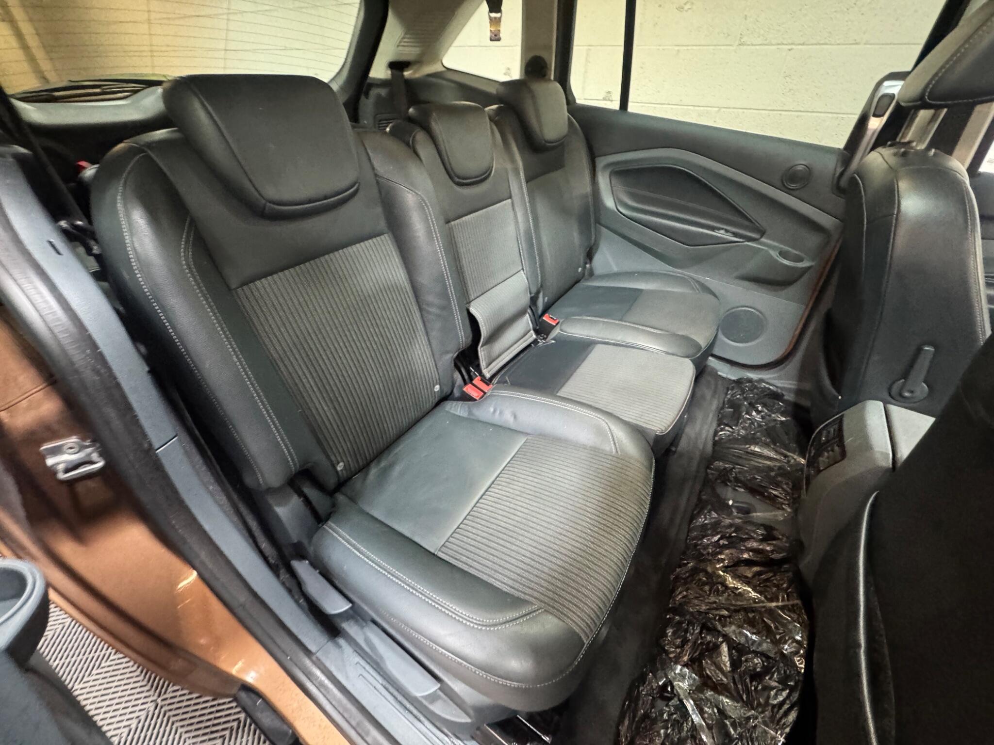 Ford Grand C-MAX - Image 11