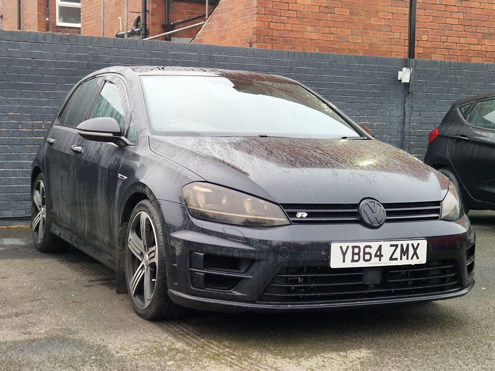 Volkswagen Golf - Image 14