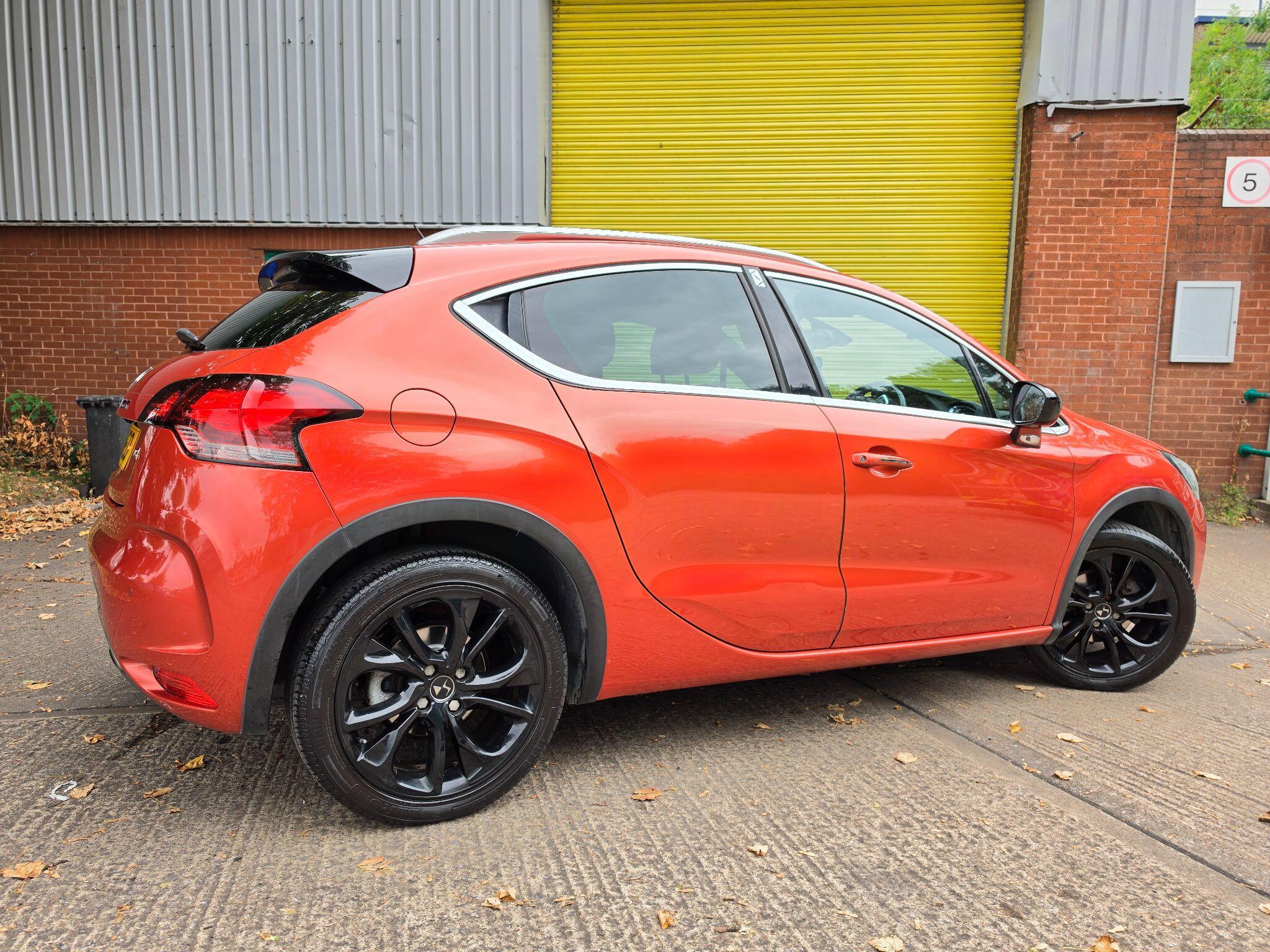 DS AUTOMOBILES DS 4 CROSSBACK - Image 3