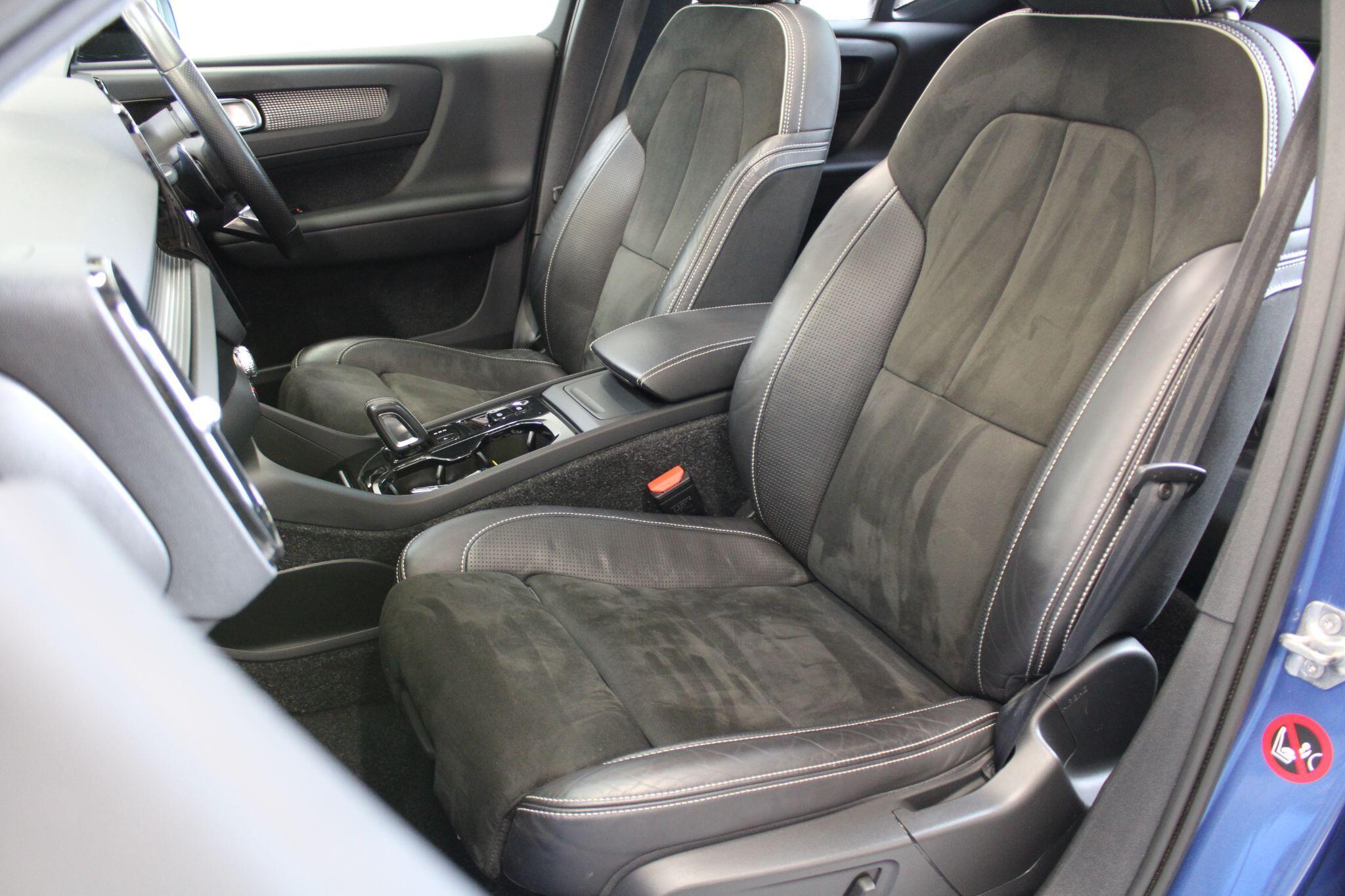 Volvo XC40 - Image 35