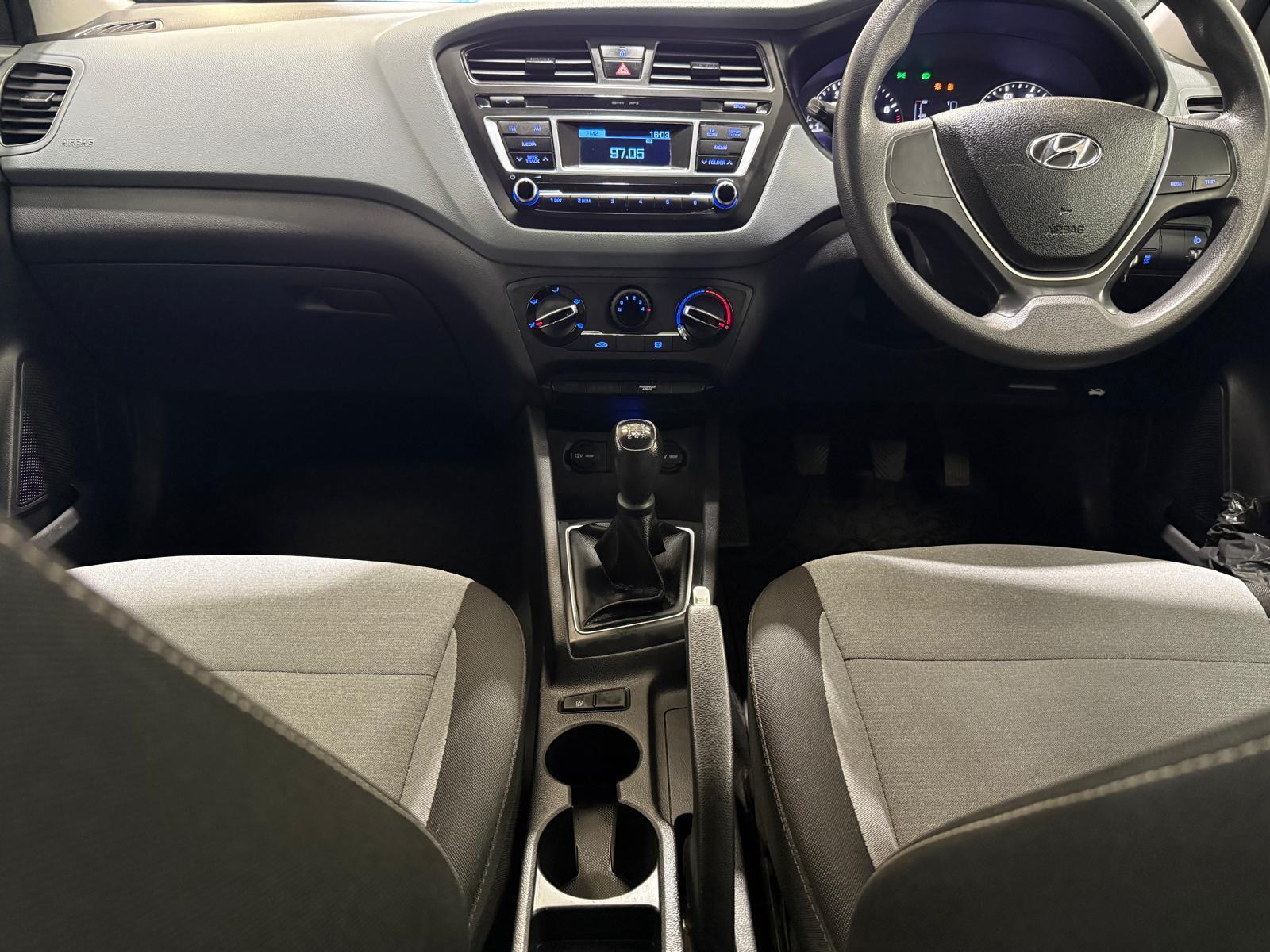 Hyundai i20 - Image 19