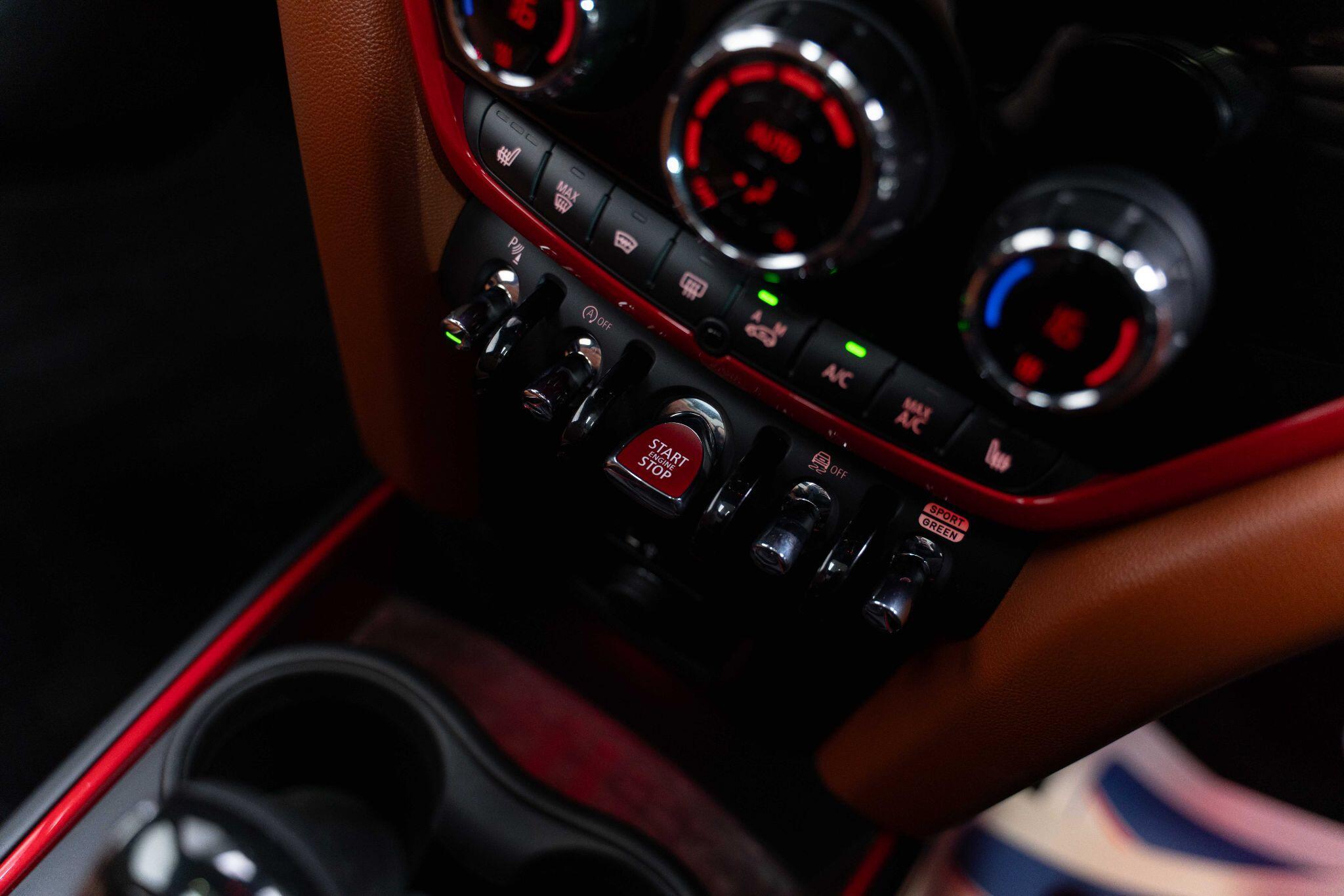 MINI Countryman - Image 31