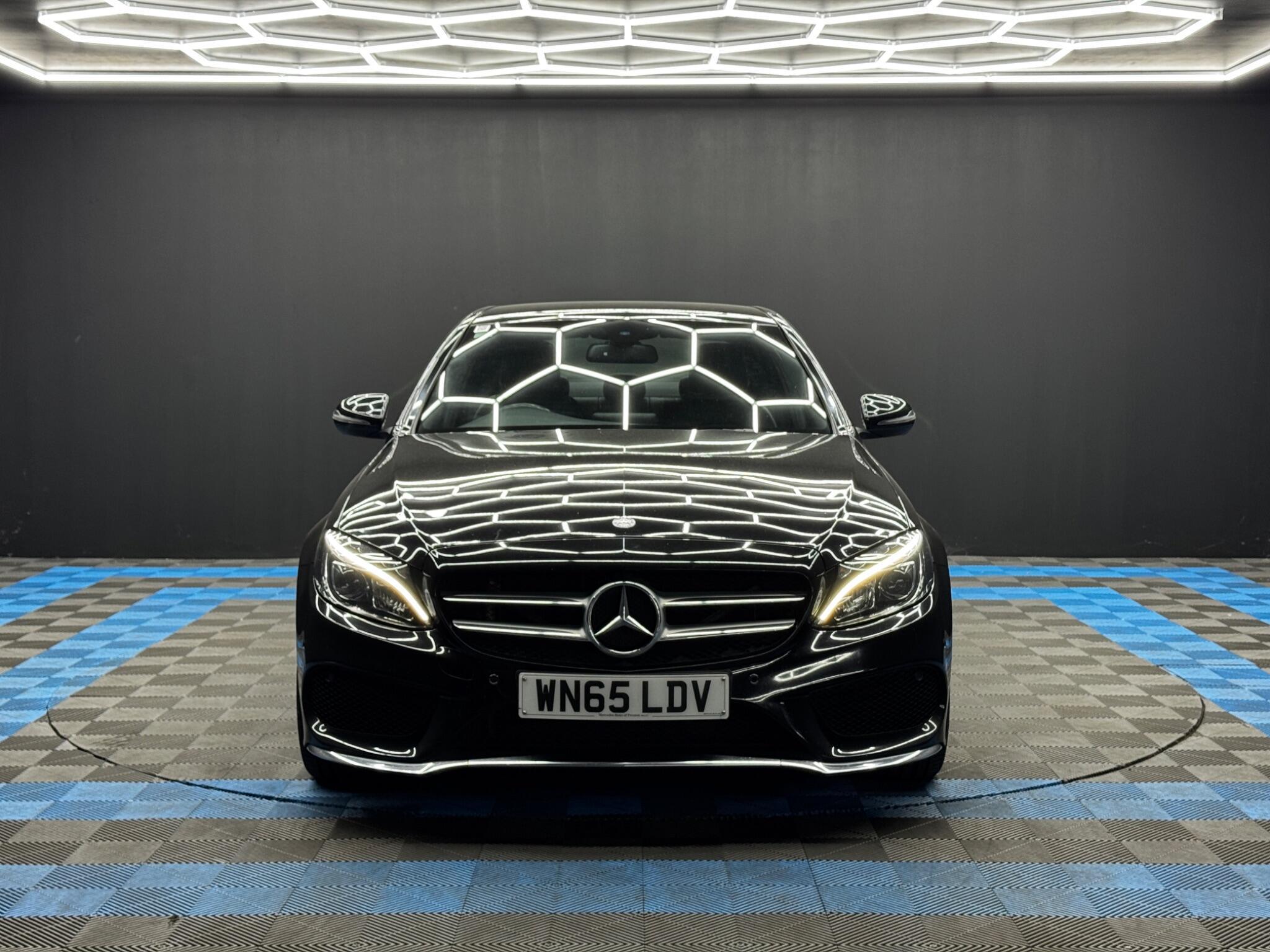 Mercedes C Class - Image 2