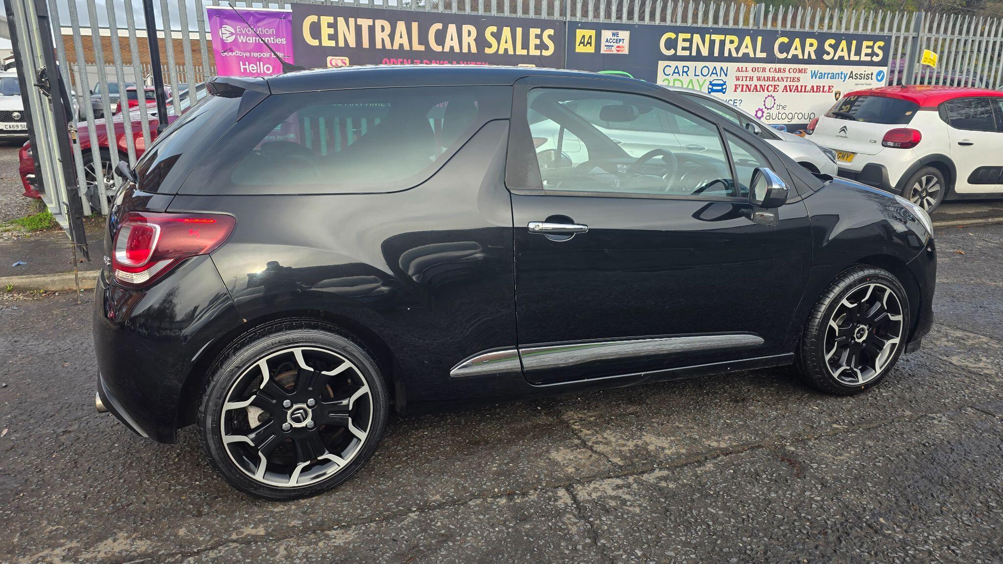 DS AUTOMOBILES DS 3 - Image 10