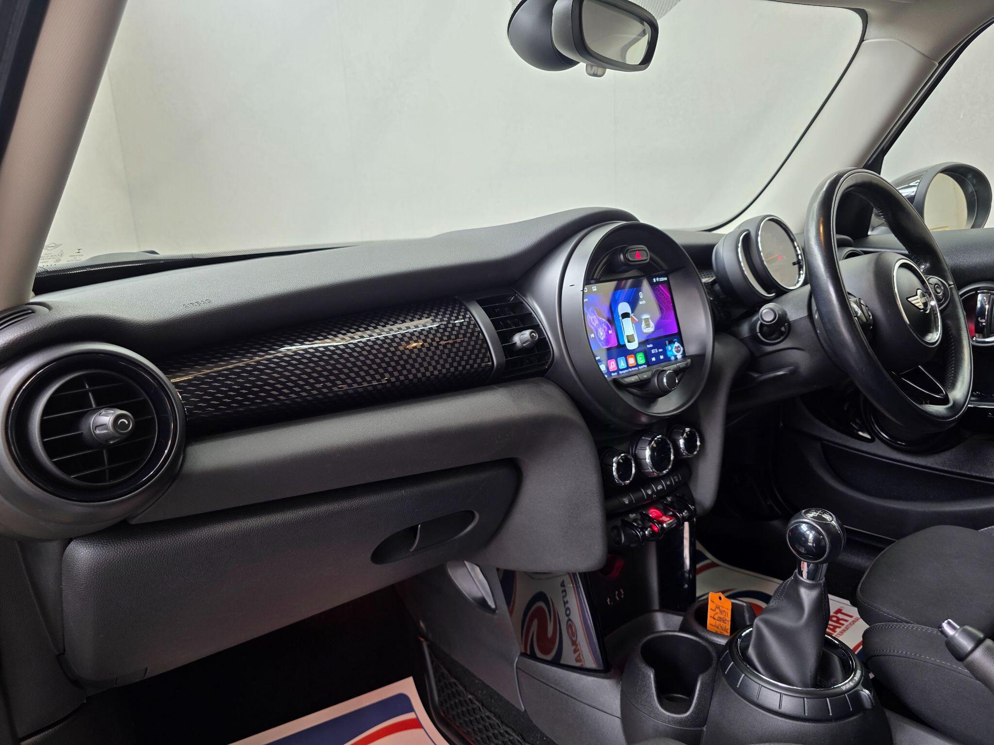 MINI Hatch - Image 21