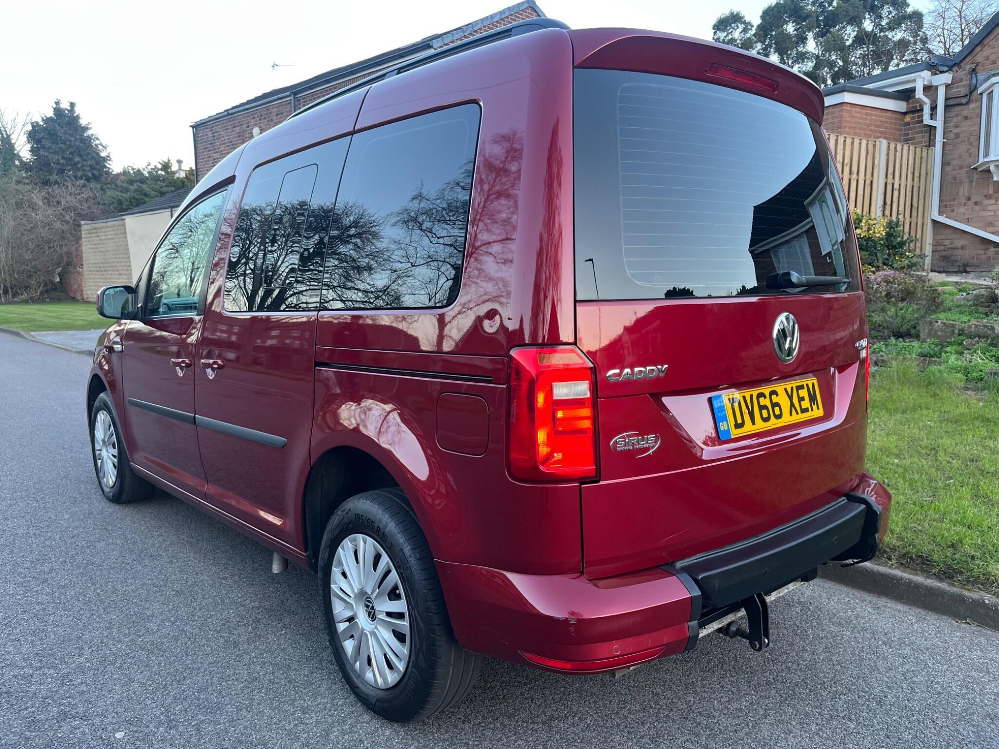 Volkswagen Caddy Life - Image 8