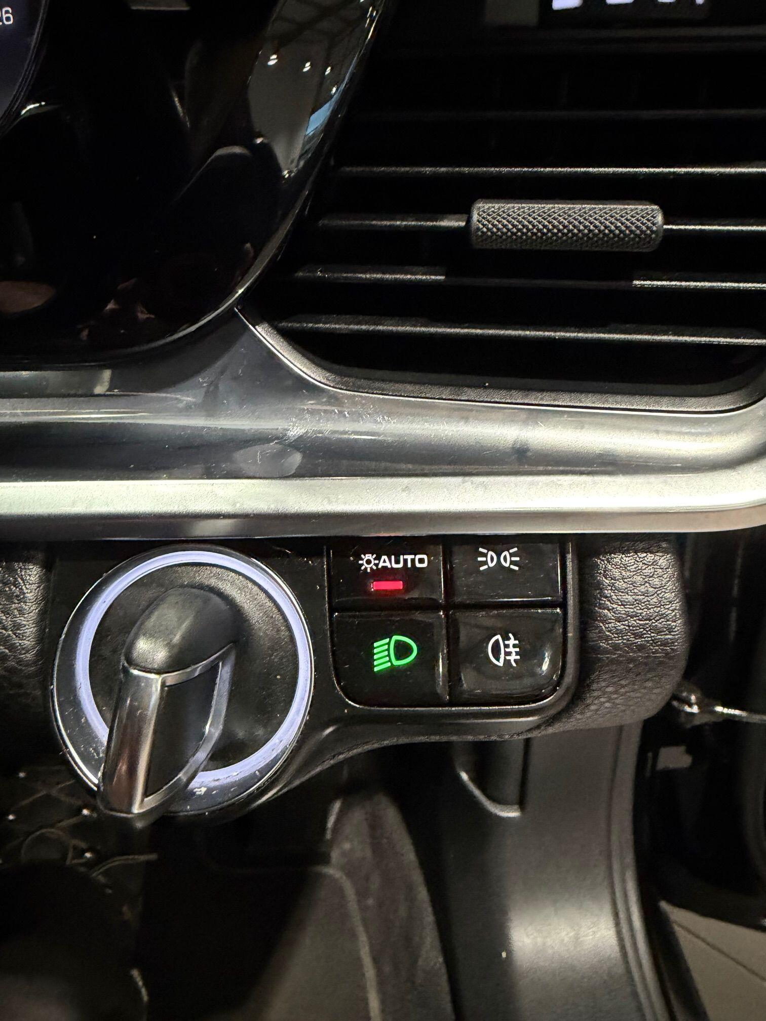 Porsche Panamera - Image 15