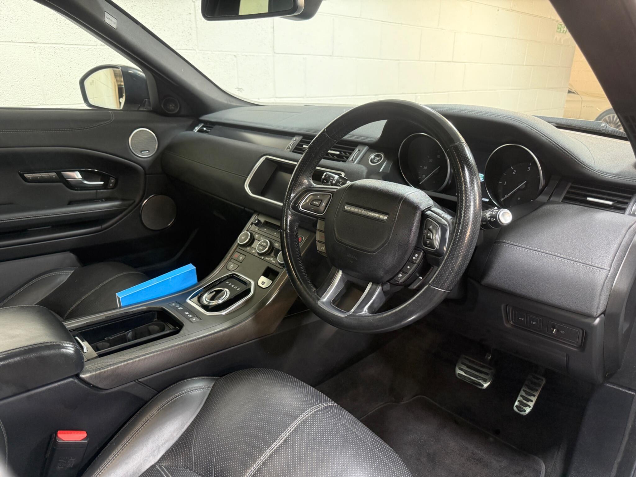 Land Rover Range Rover Evoque - Image 8