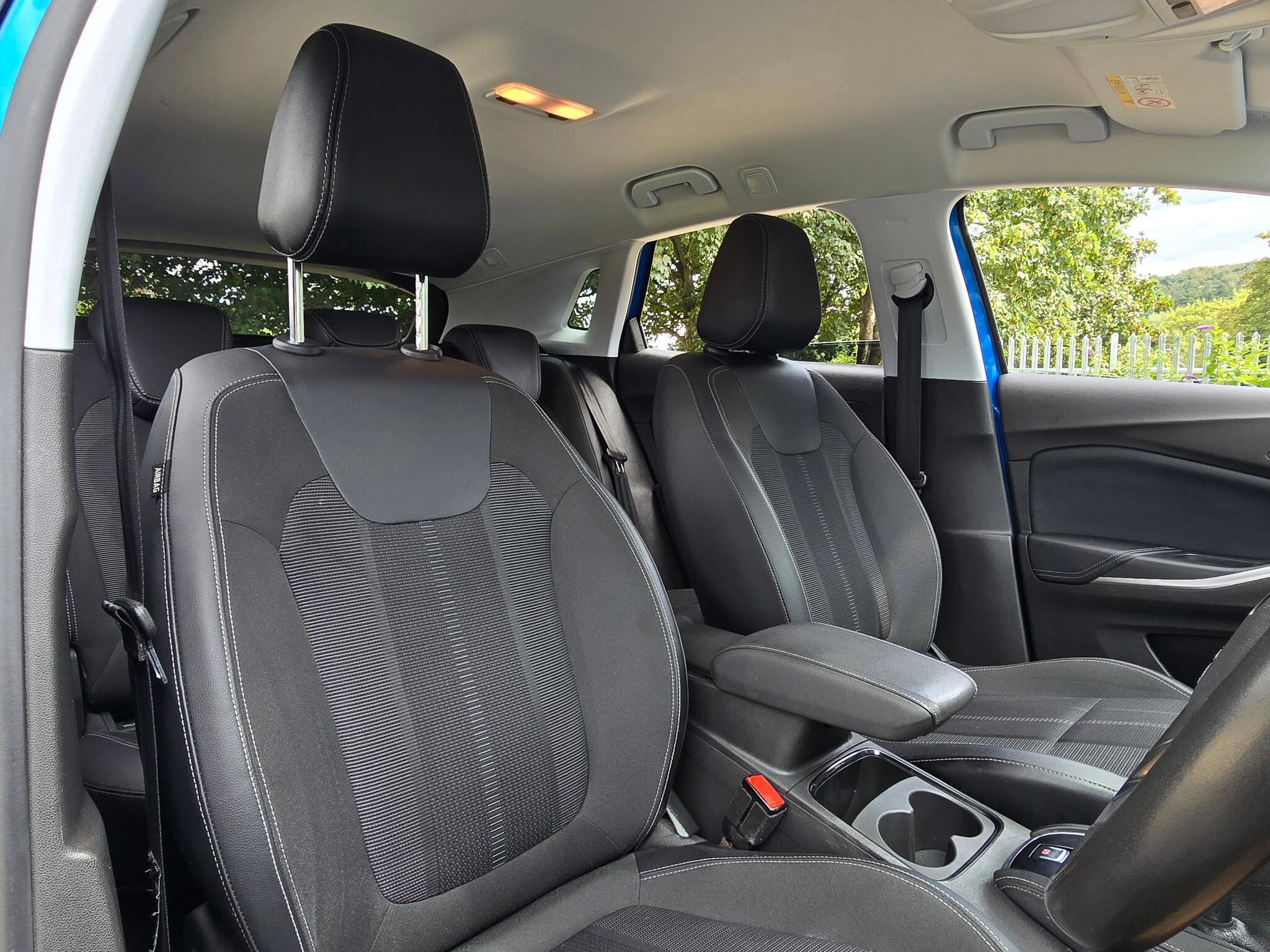 Vauxhall Grandland - Image 3