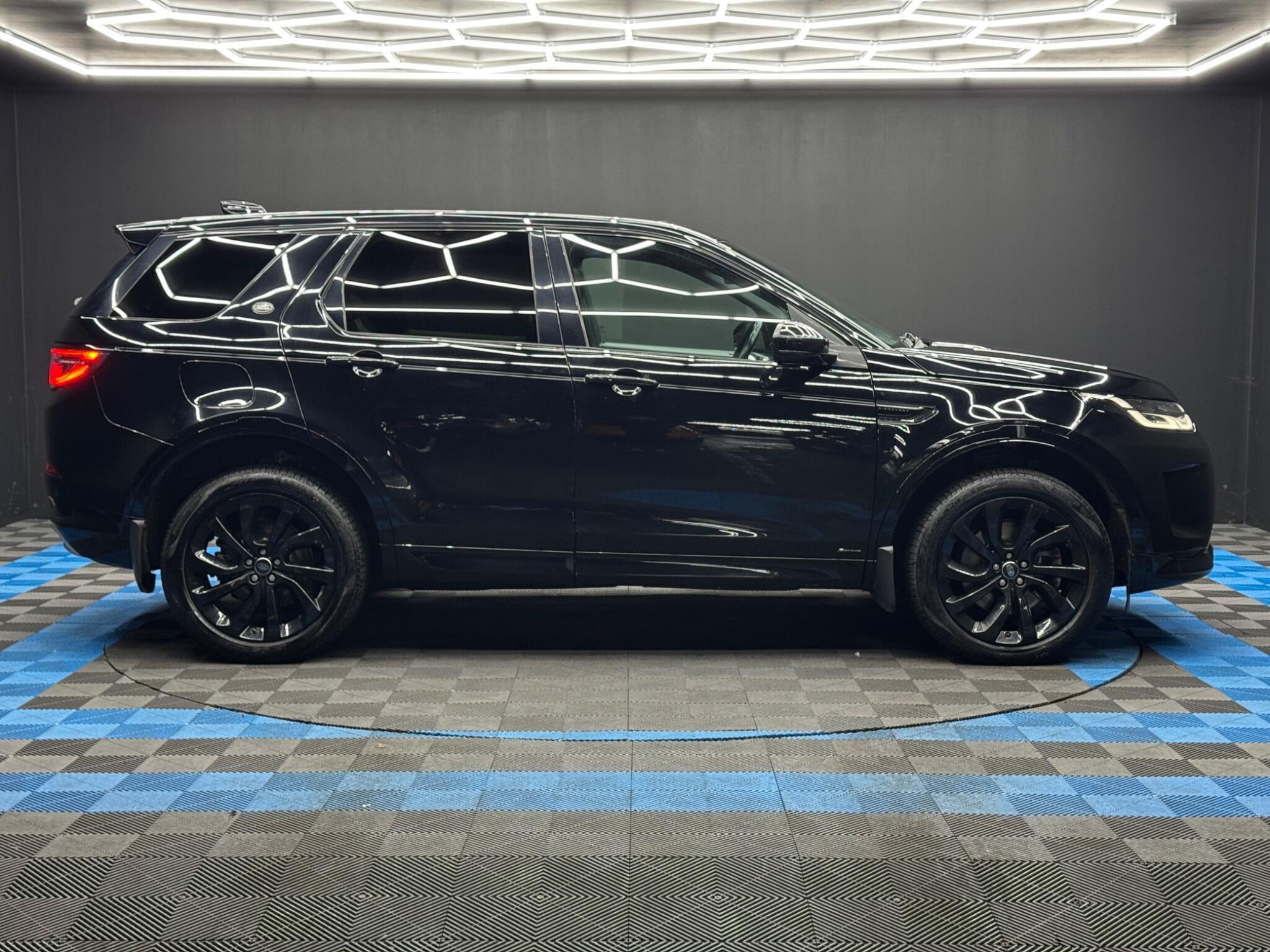 Land Rover DISCOVERY SPORT - Image 4