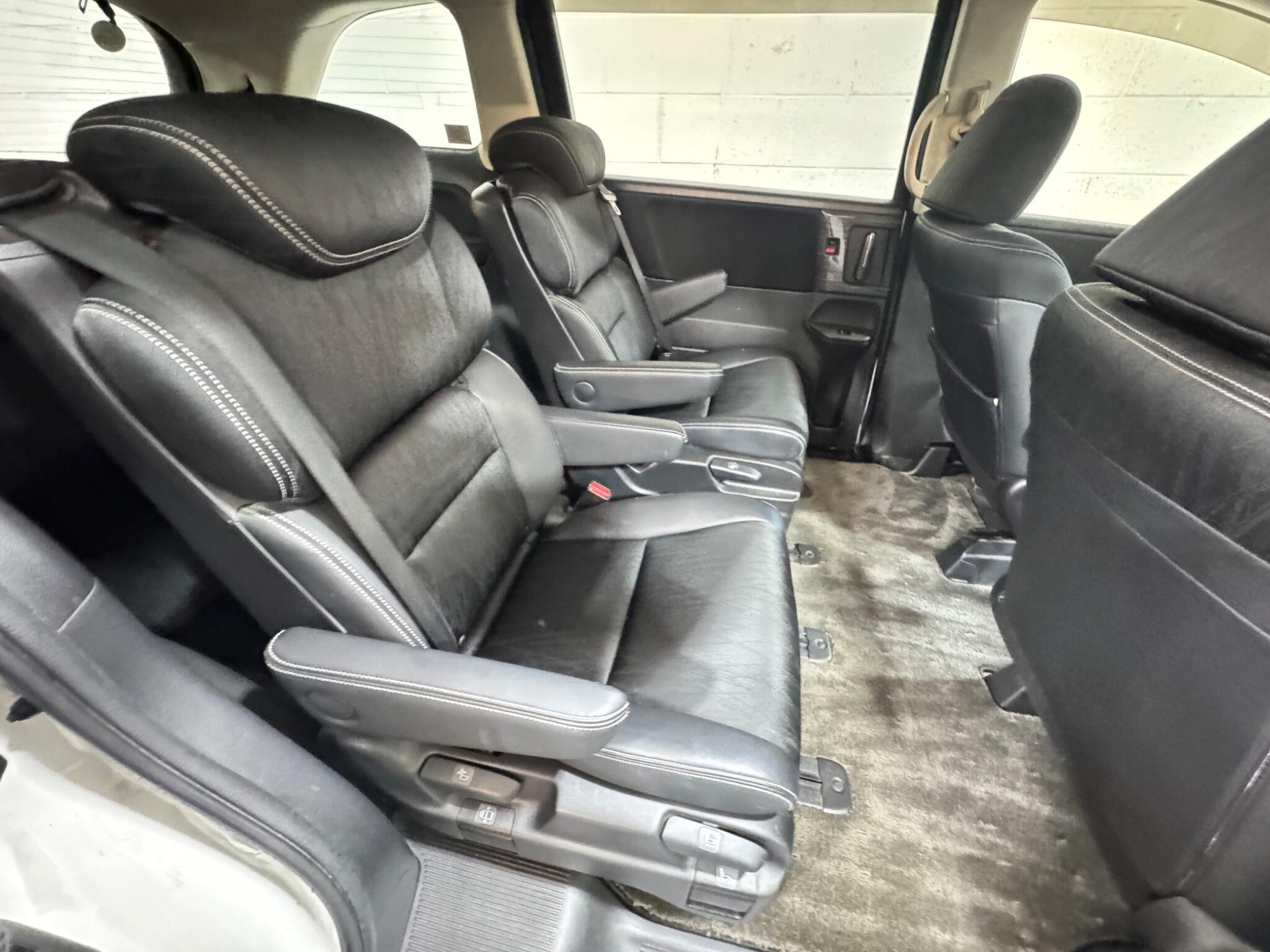 Honda Odyssey - Image 12