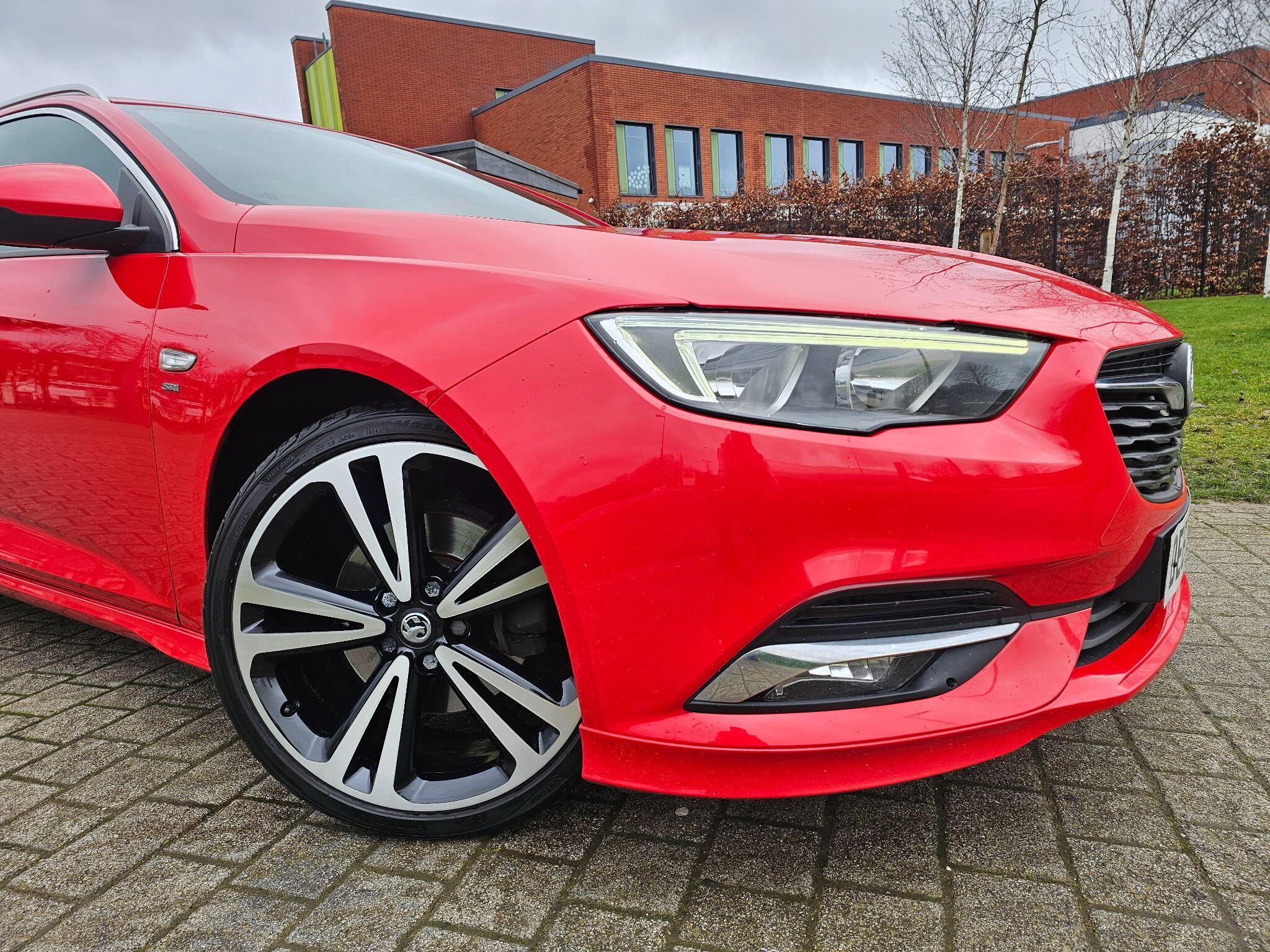 Vauxhall Insignia - Image 2