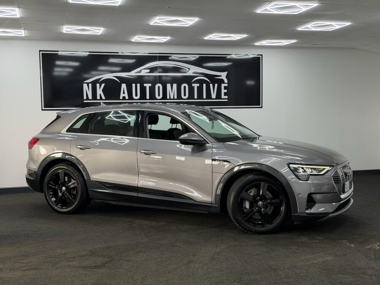 Audi E-Tron - Image 2