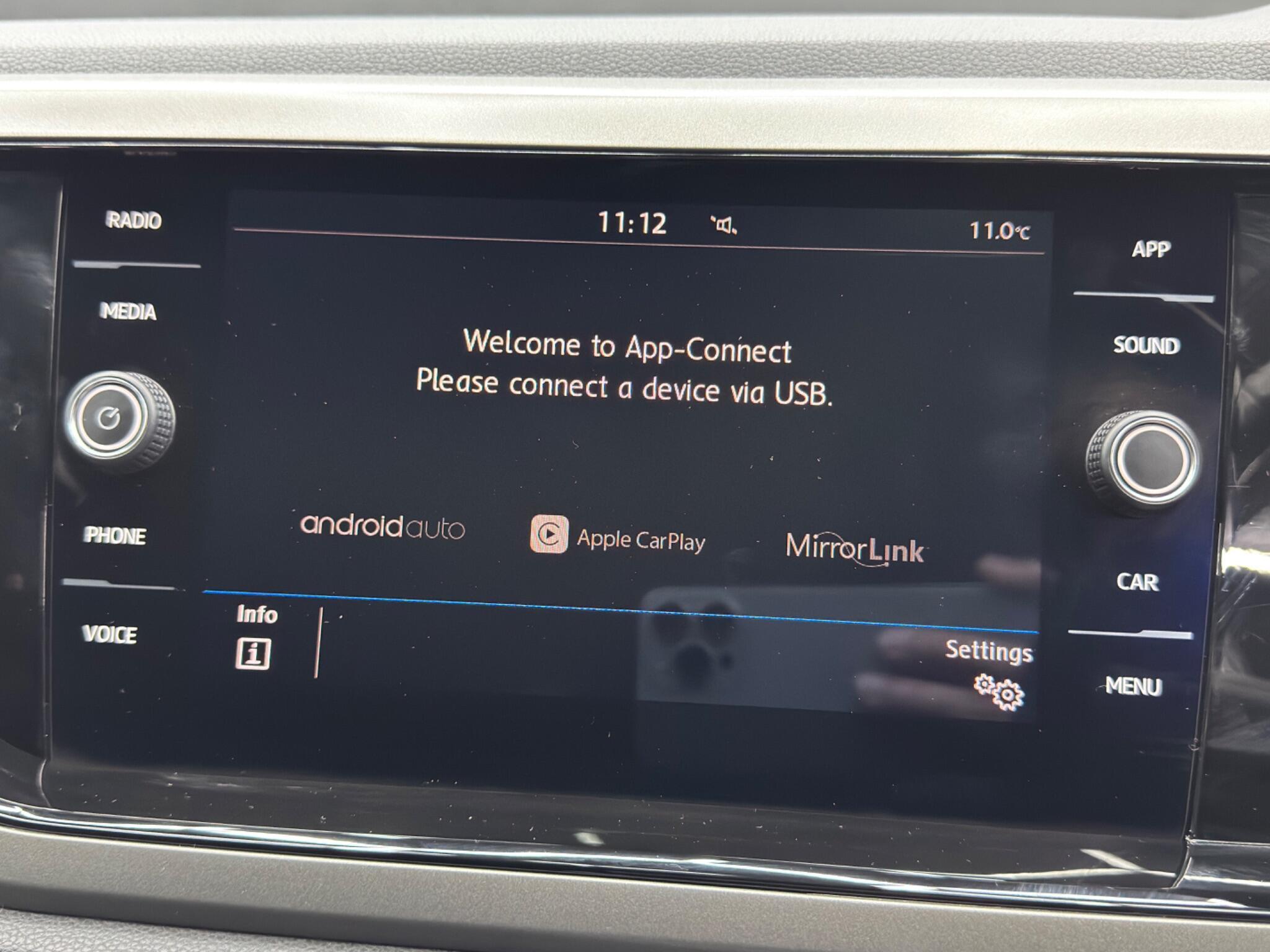 Volkswagen Polo - Image 32