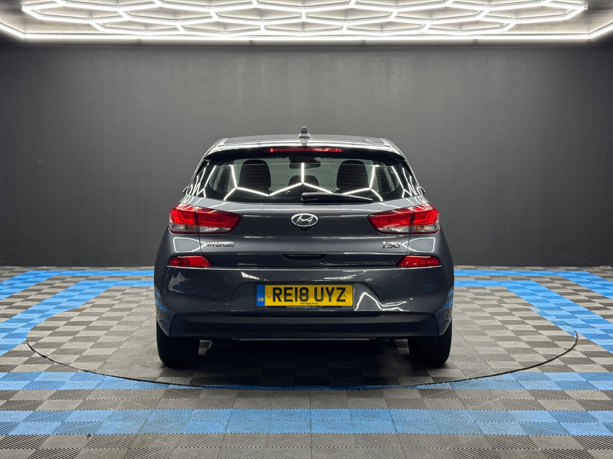 Hyundai i30 - Image 6