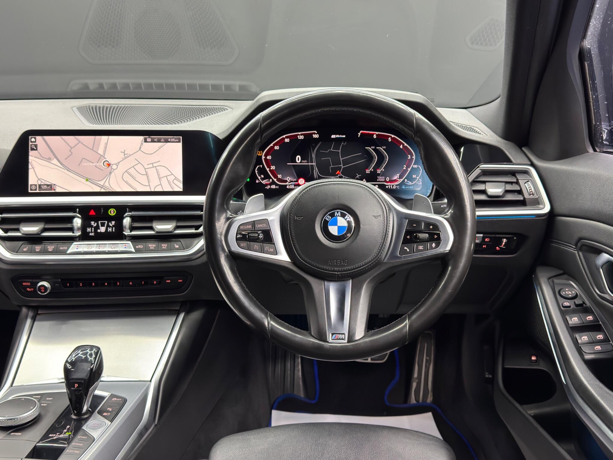 BMW 3 Series - Image 18
