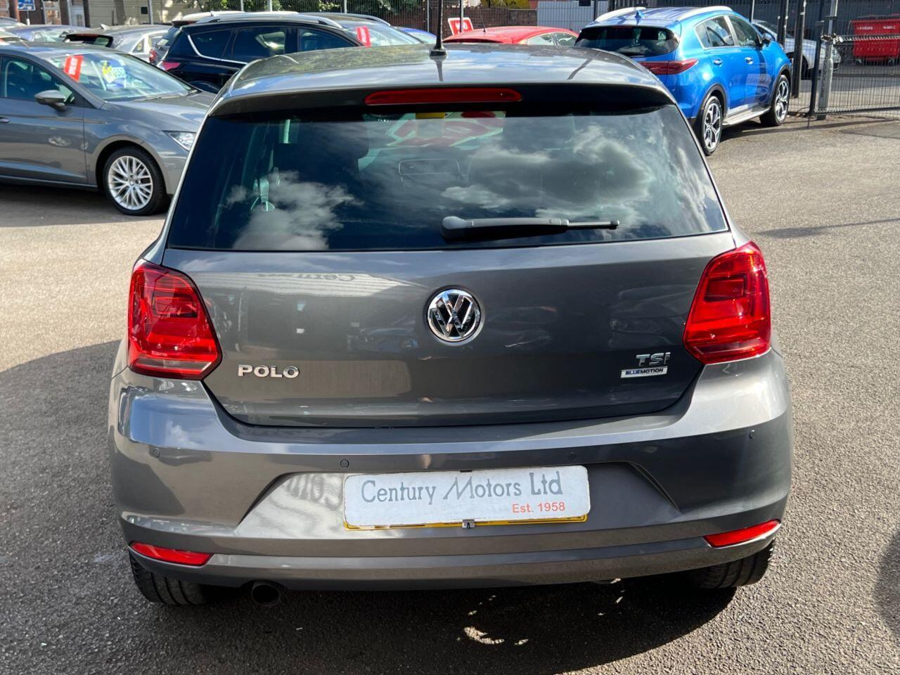 Volkswagen Polo - Image 14