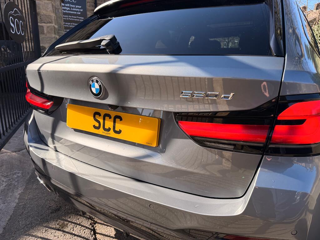 BMW 5 Series - Image 26