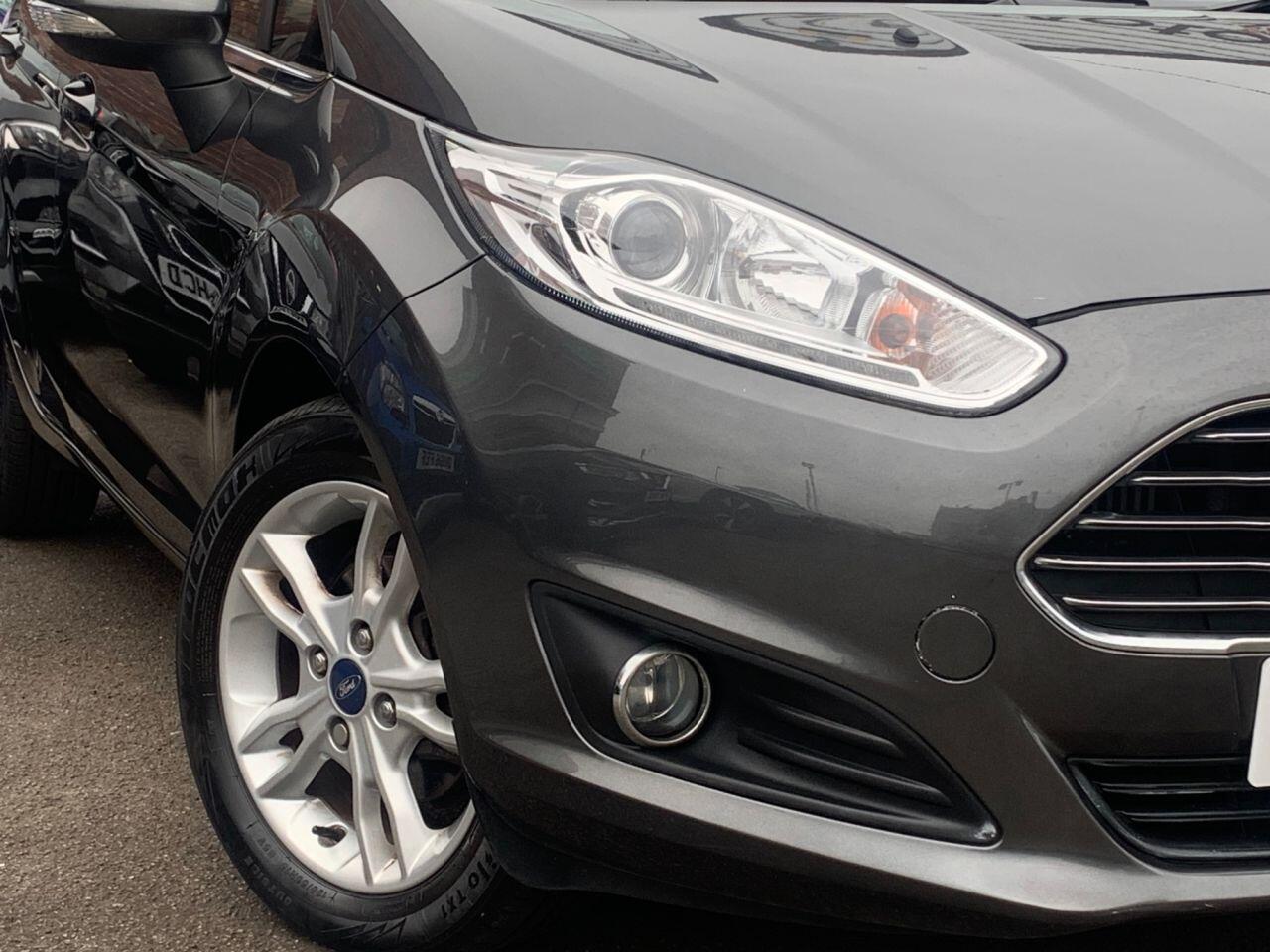 Ford Fiesta - Image 7